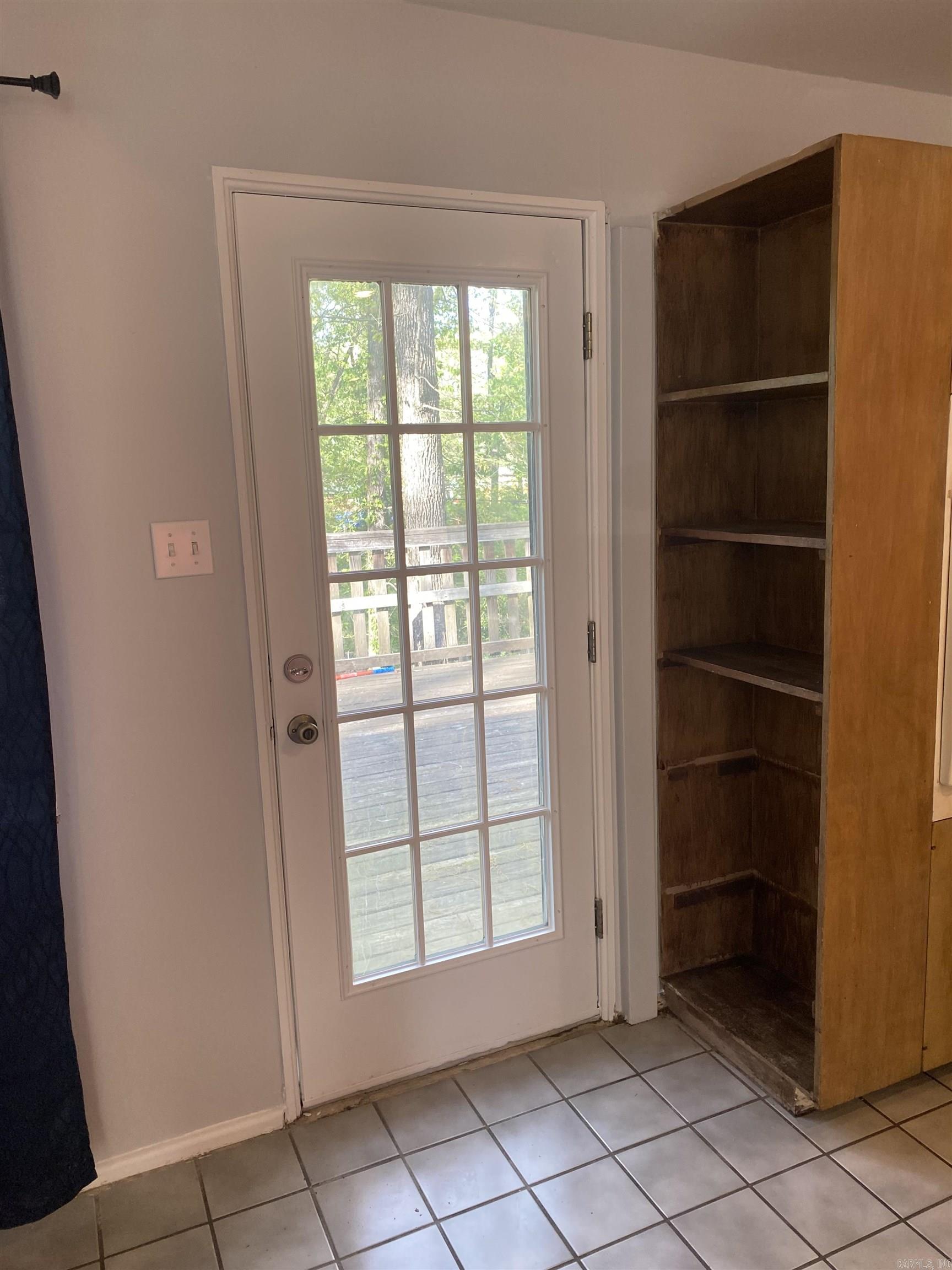 MEADOWCLIFF - Residential