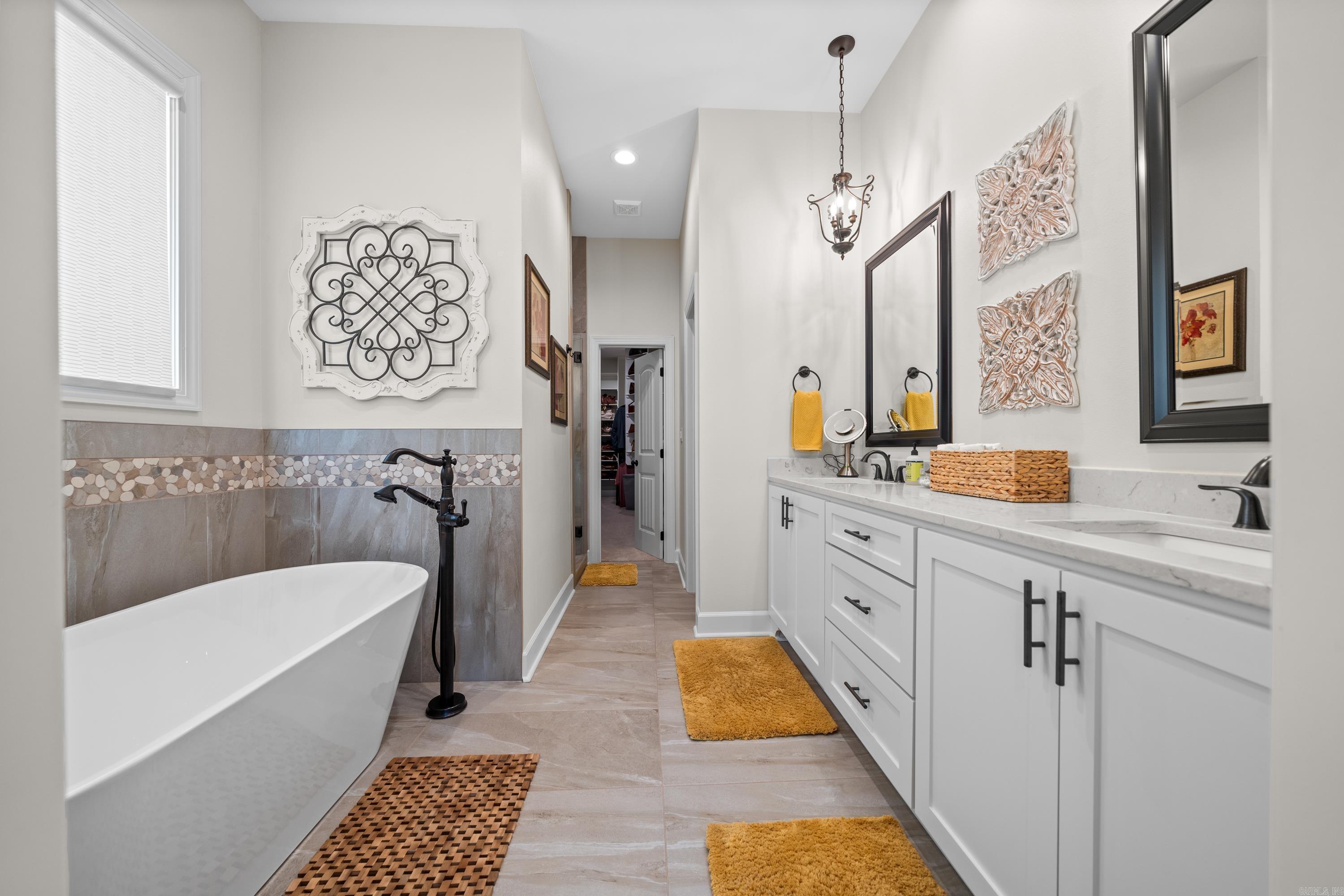 ARLINGTON PARK - Residential