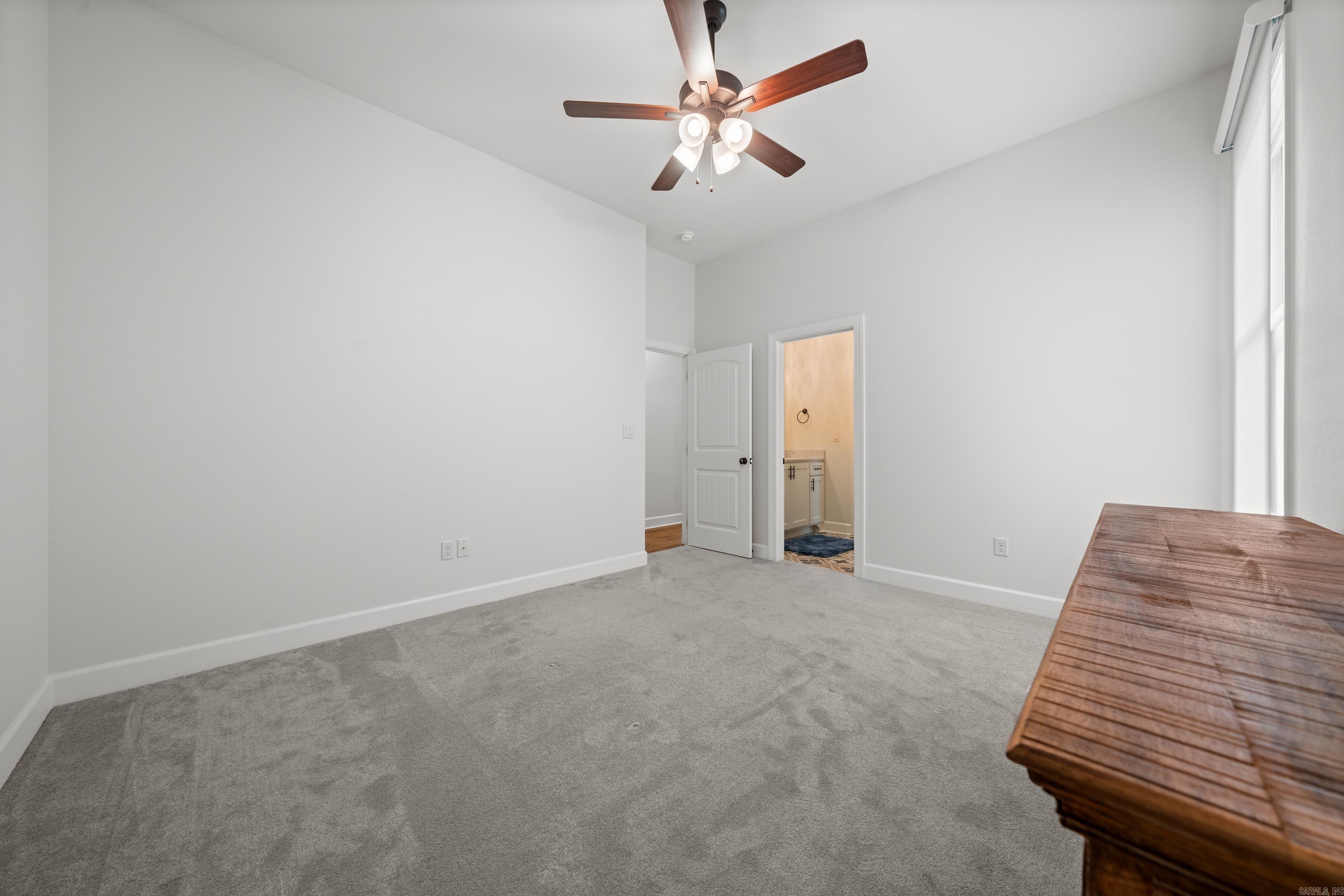ARLINGTON PARK - Residential