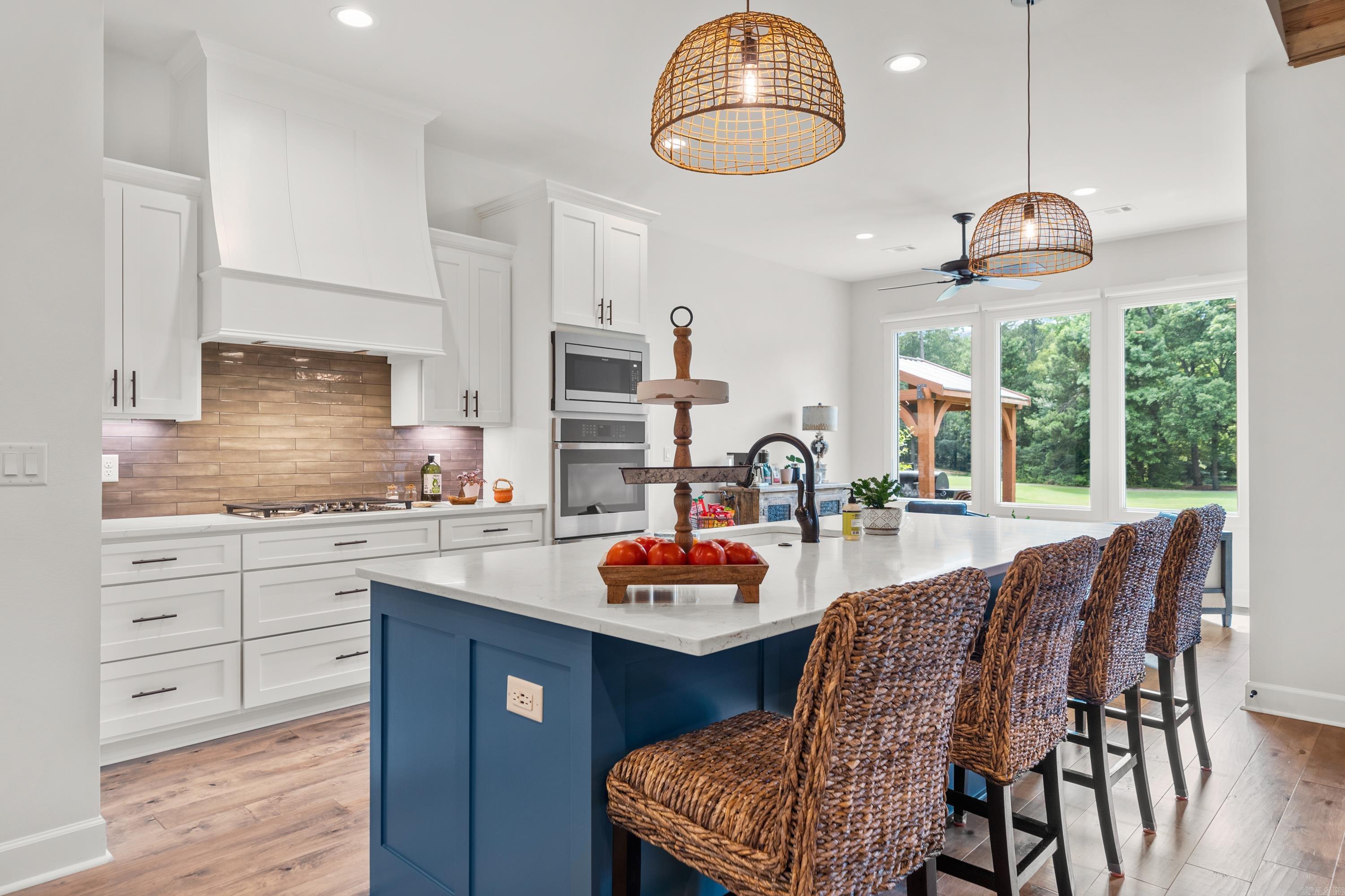 ARLINGTON PARK - Residential