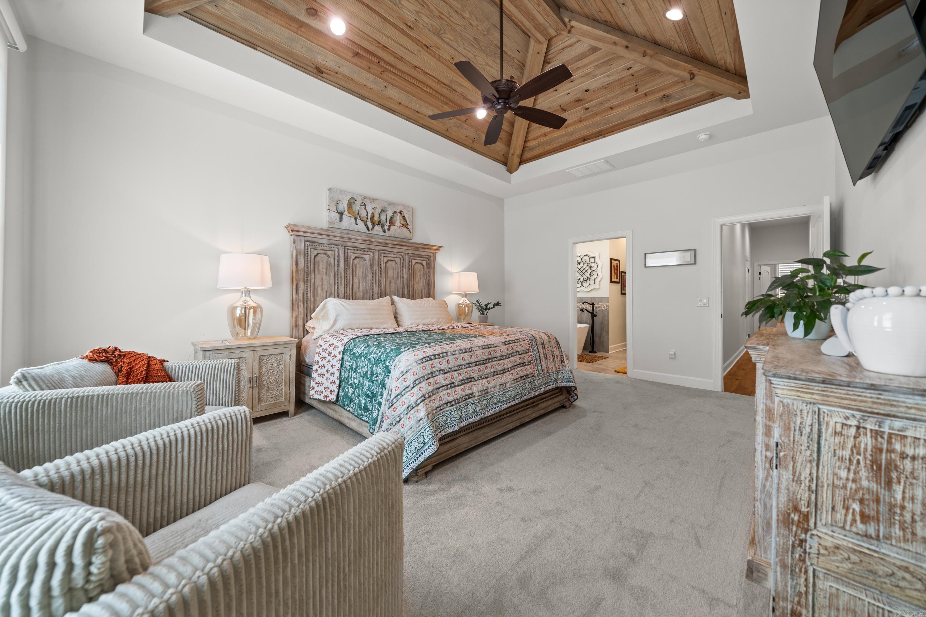 ARLINGTON PARK - Residential