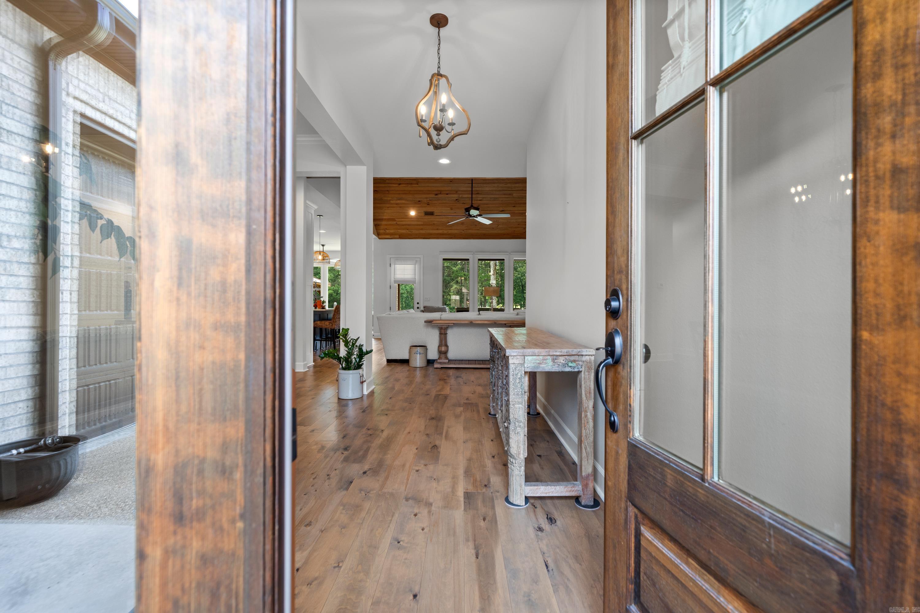 ARLINGTON PARK - Residential