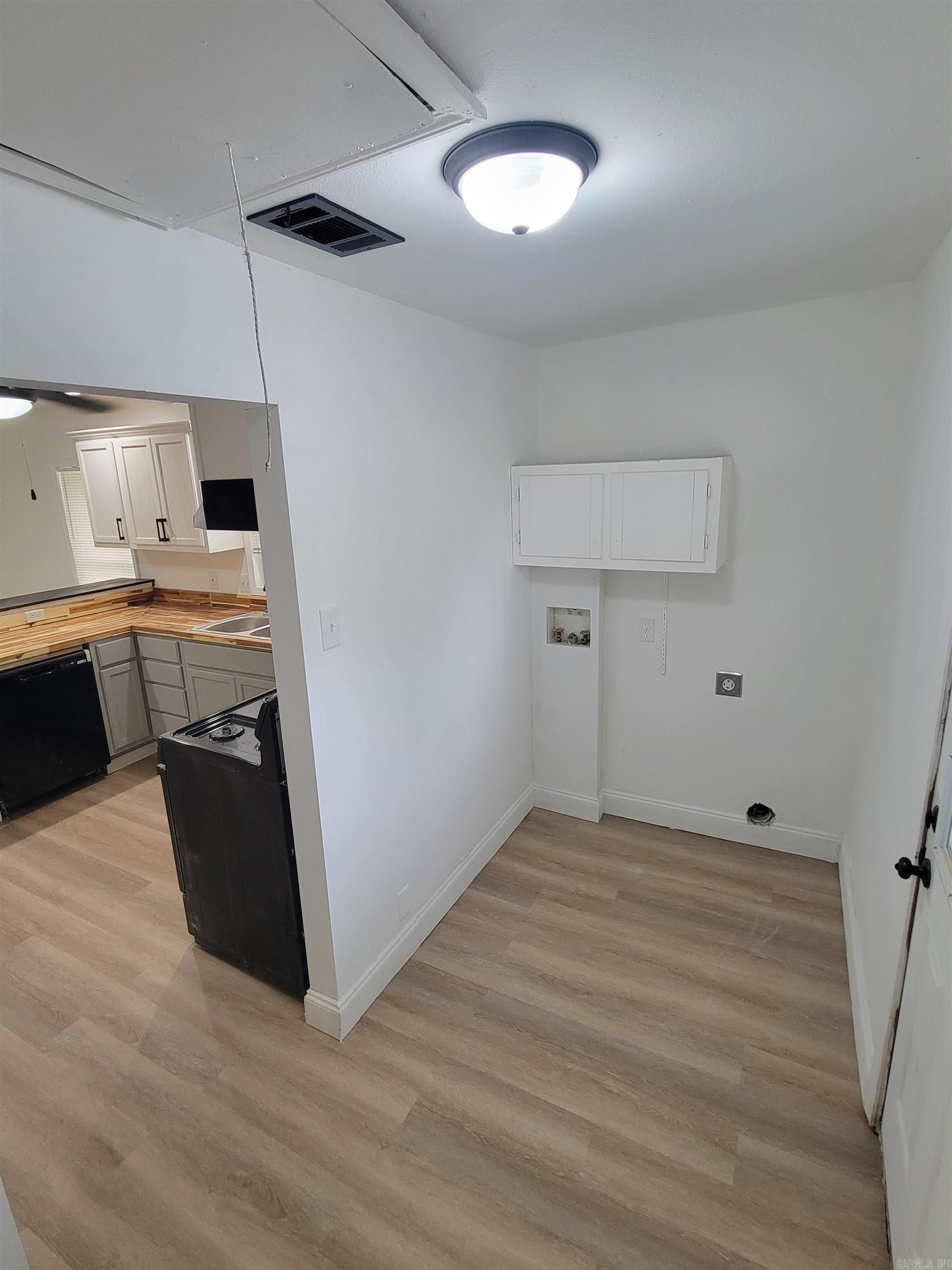 EAST CENTRAL - Residential