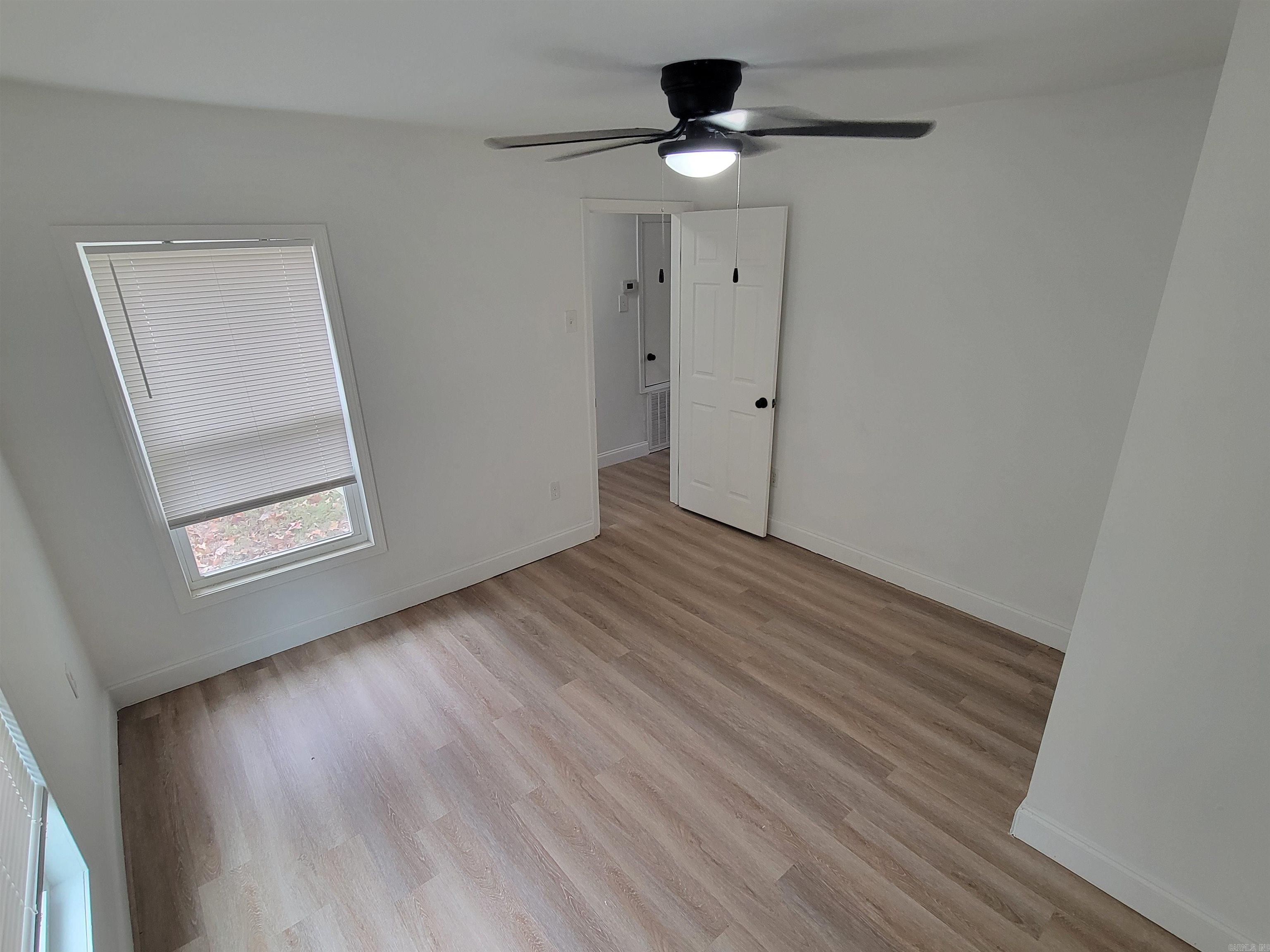 EAST CENTRAL - Residential