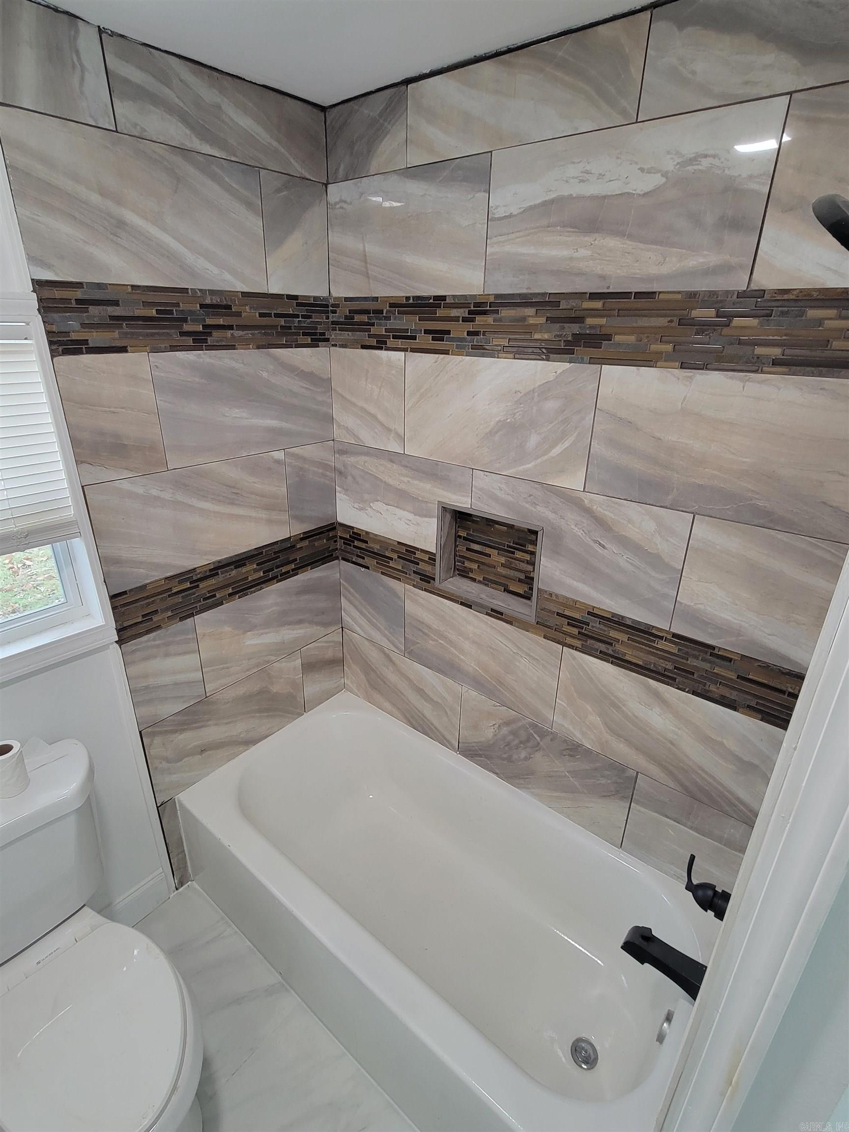 EAST CENTRAL - Residential