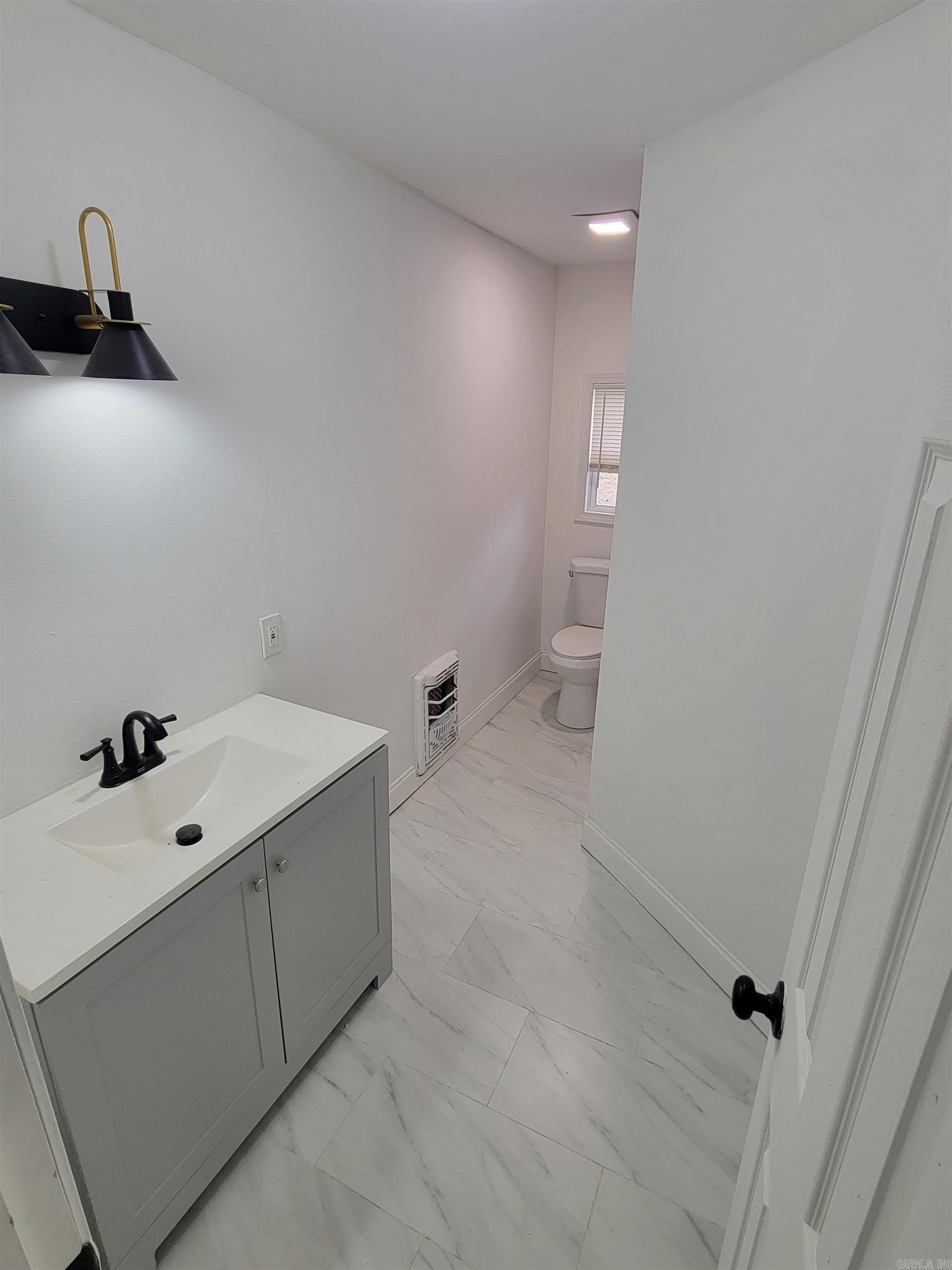 EAST CENTRAL - Residential