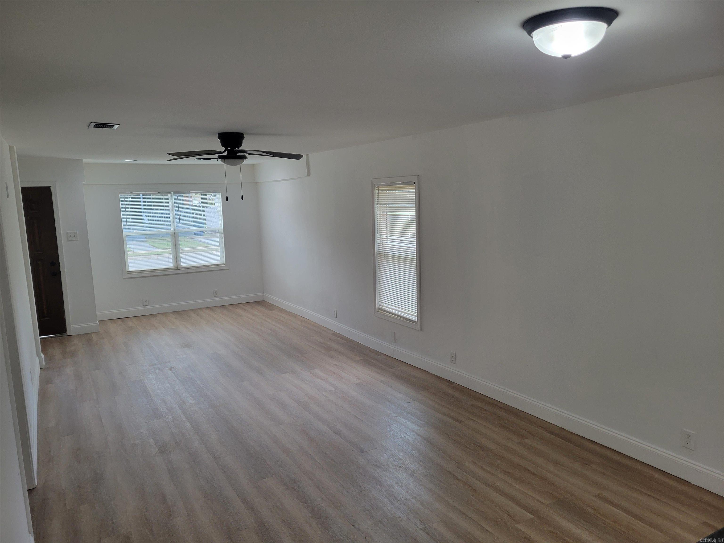 EAST CENTRAL - Residential