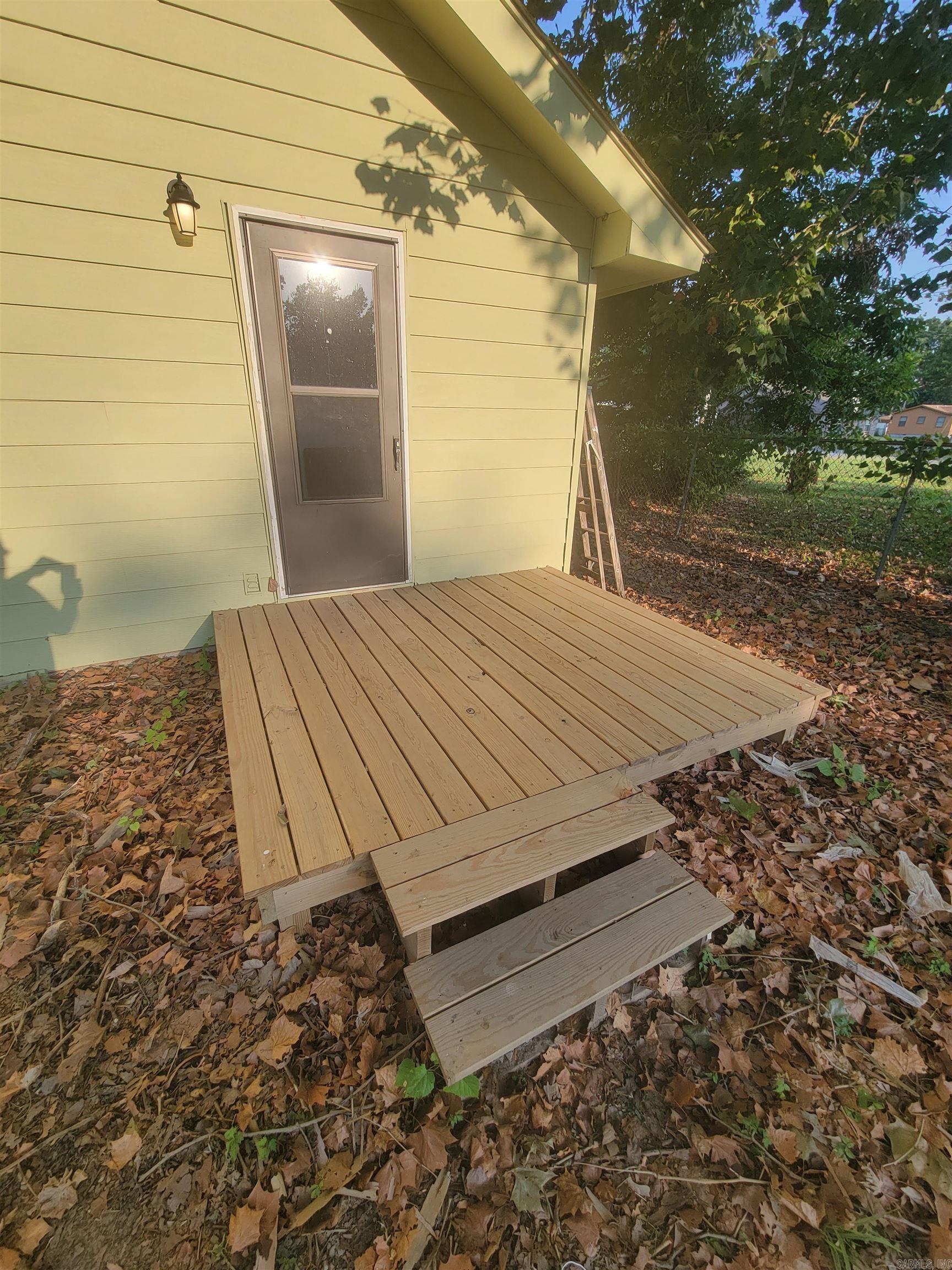 EAST CENTRAL - Residential