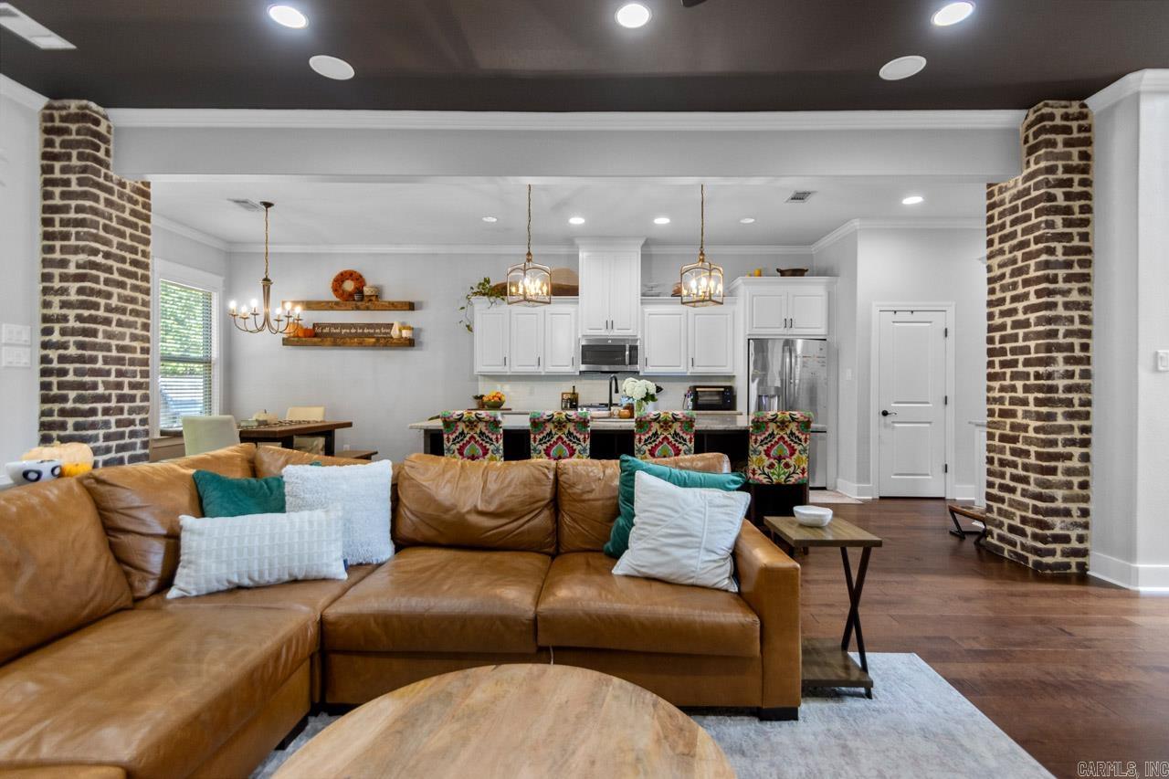 WILDWOOD PLACE - Residential