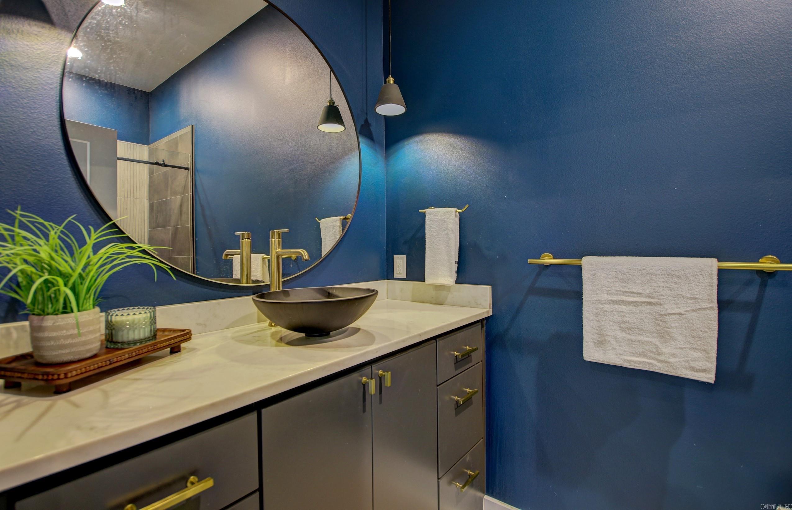 Seven Point Lake - Residential