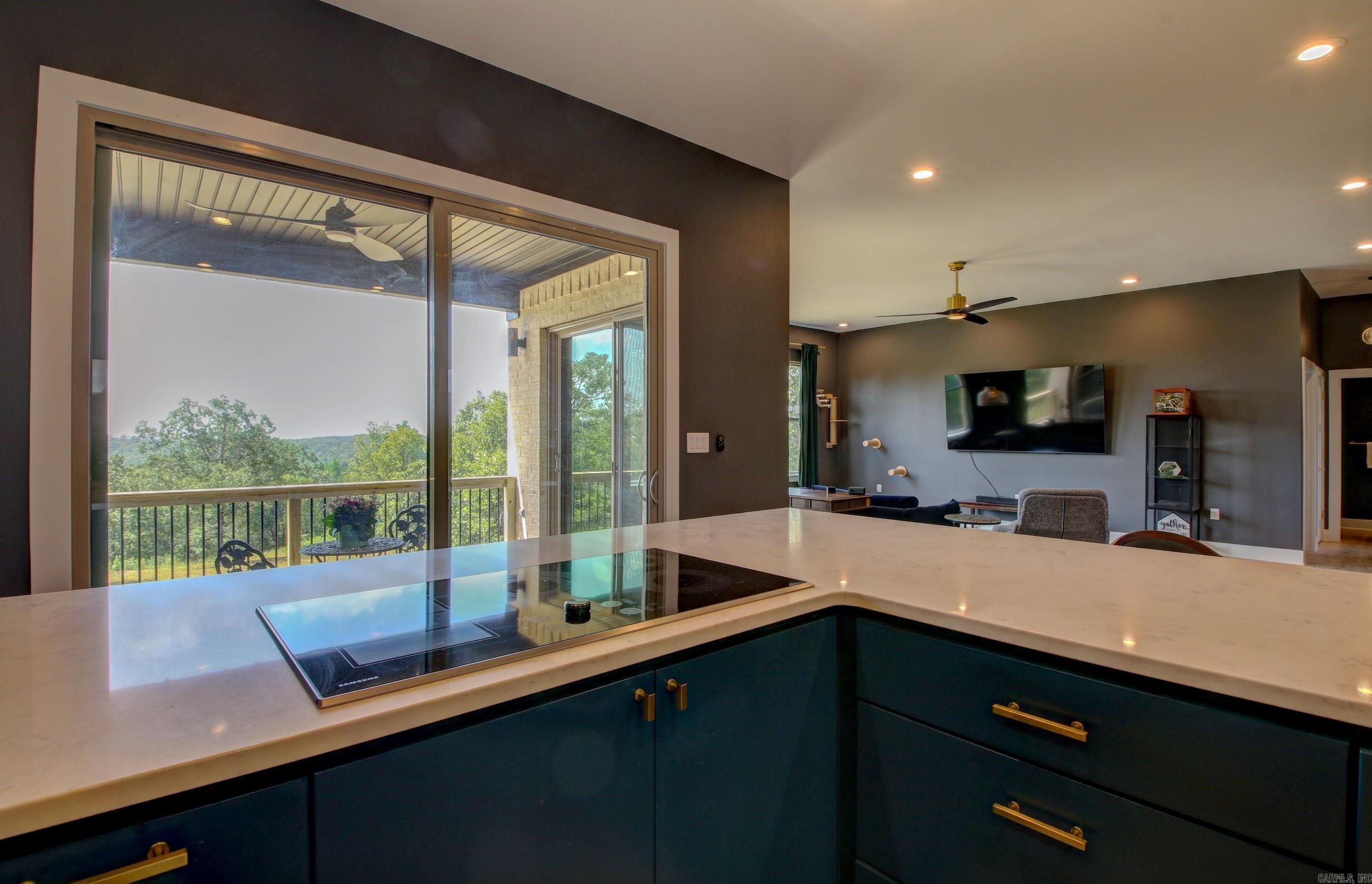 Seven Point Lake - Residential