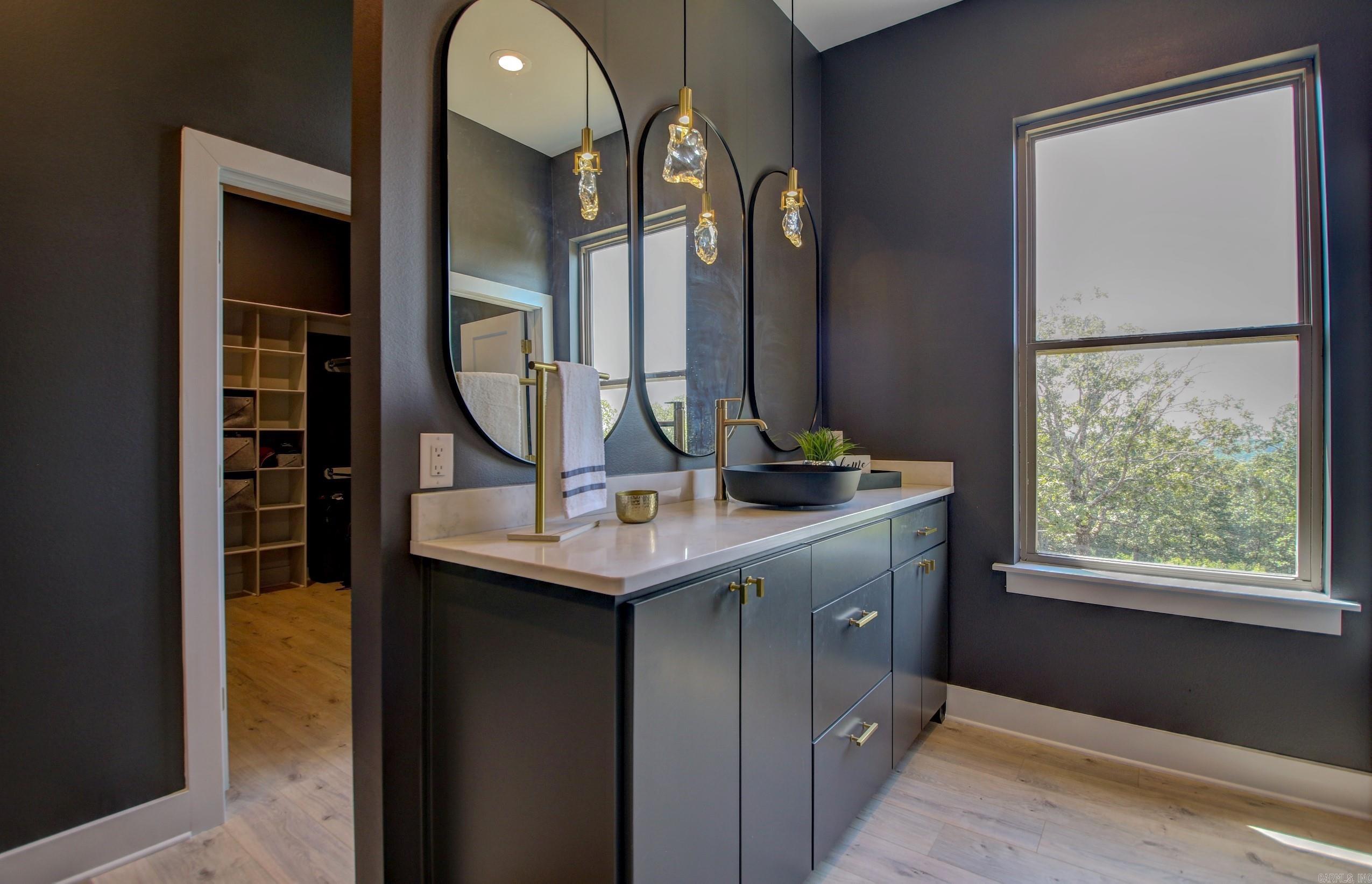 Seven Point Lake - Residential