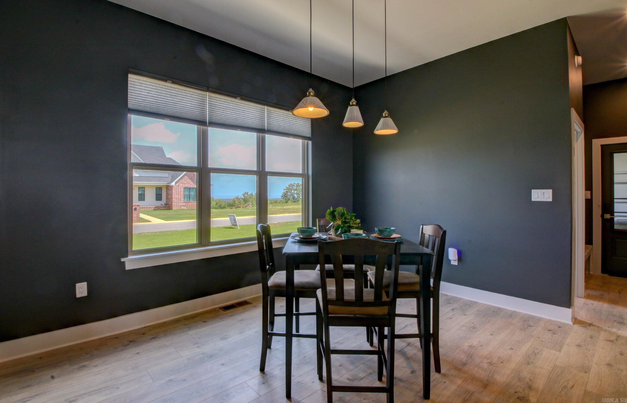 Seven Point Lake - Residential