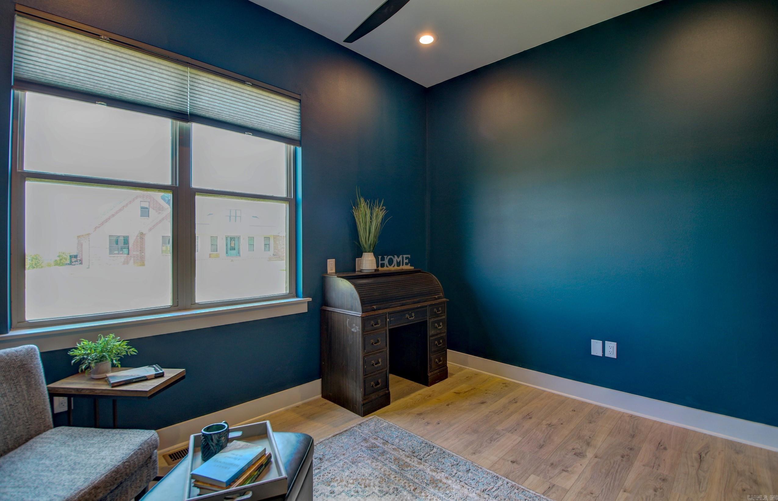 Seven Point Lake - Residential