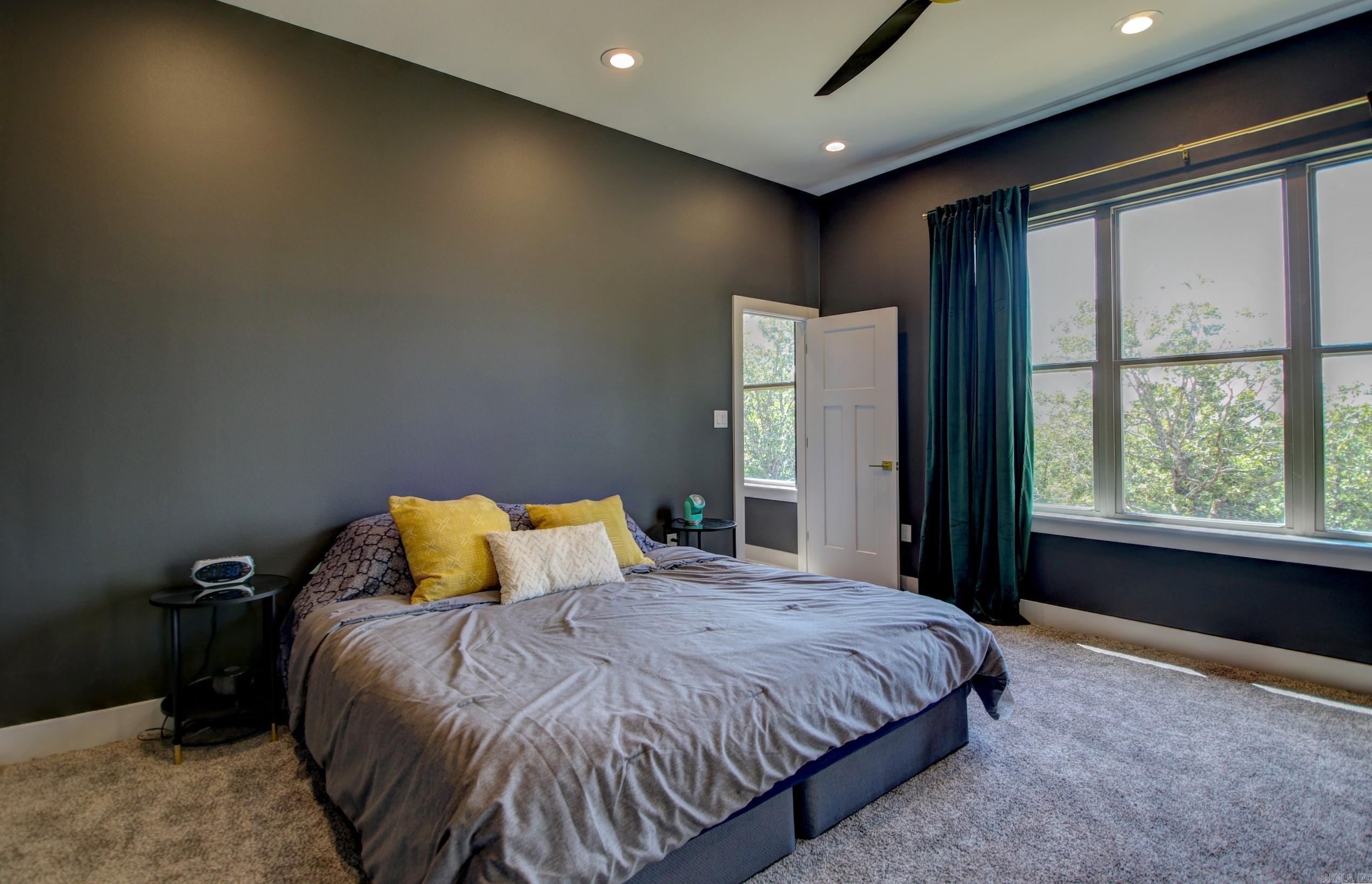 Seven Point Lake - Residential