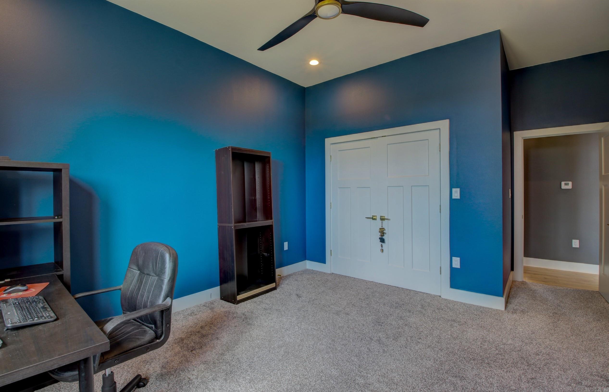 Seven Point Lake - Residential