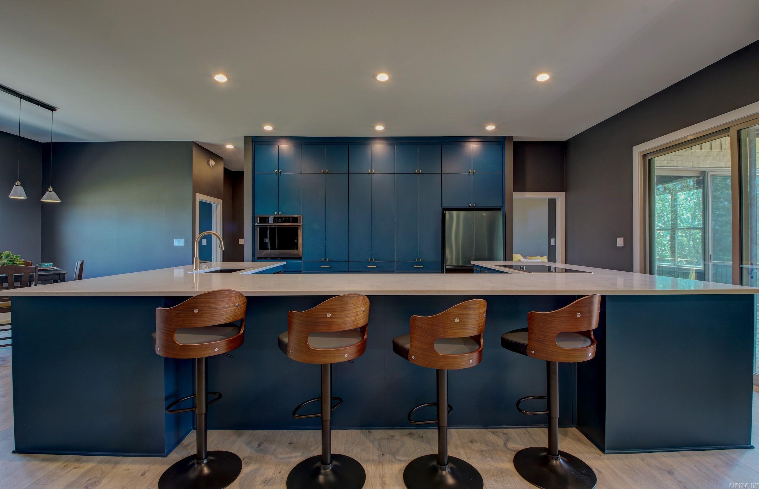 Seven Point Lake - Residential