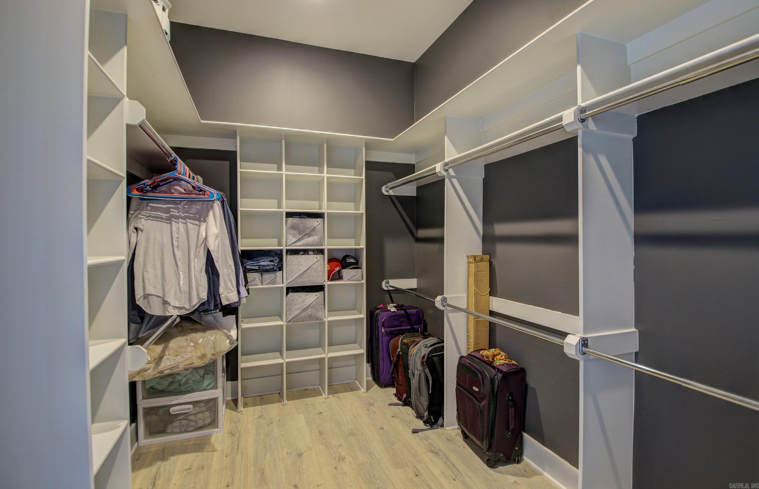 Seven Point Lake - Residential