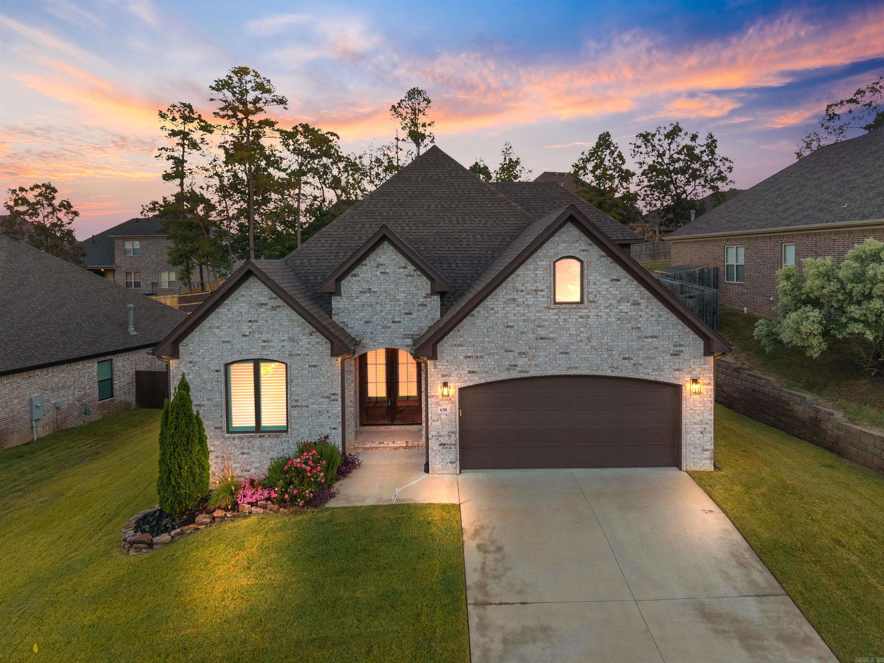 CHENAL VALLEY EPERNAY PLACE - Residential