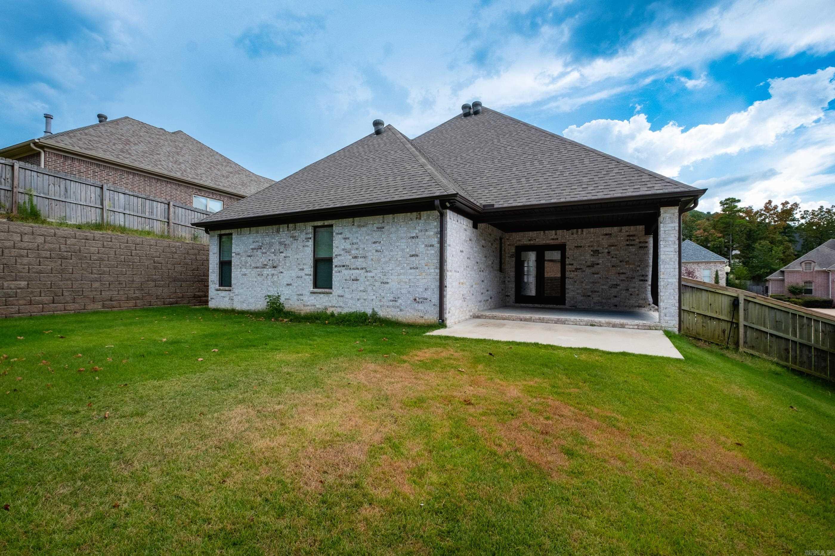 CHENAL VALLEY EPERNAY PLACE - Residential