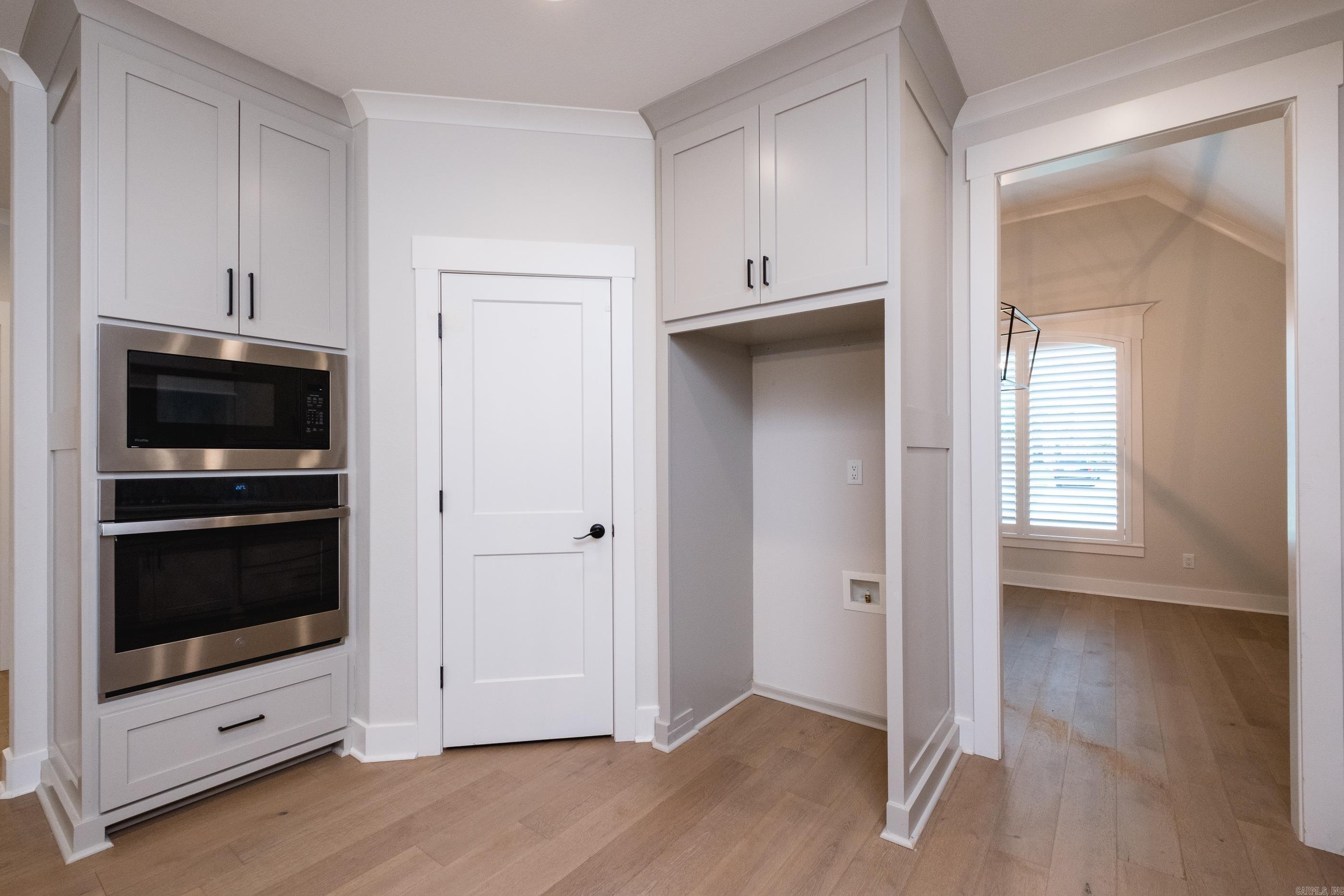 CHENAL VALLEY EPERNAY PLACE - Residential