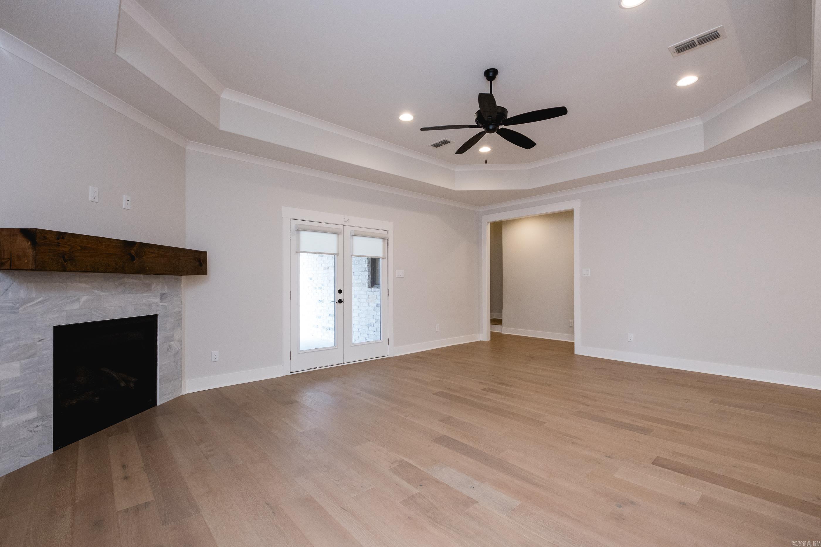 CHENAL VALLEY EPERNAY PLACE - Residential