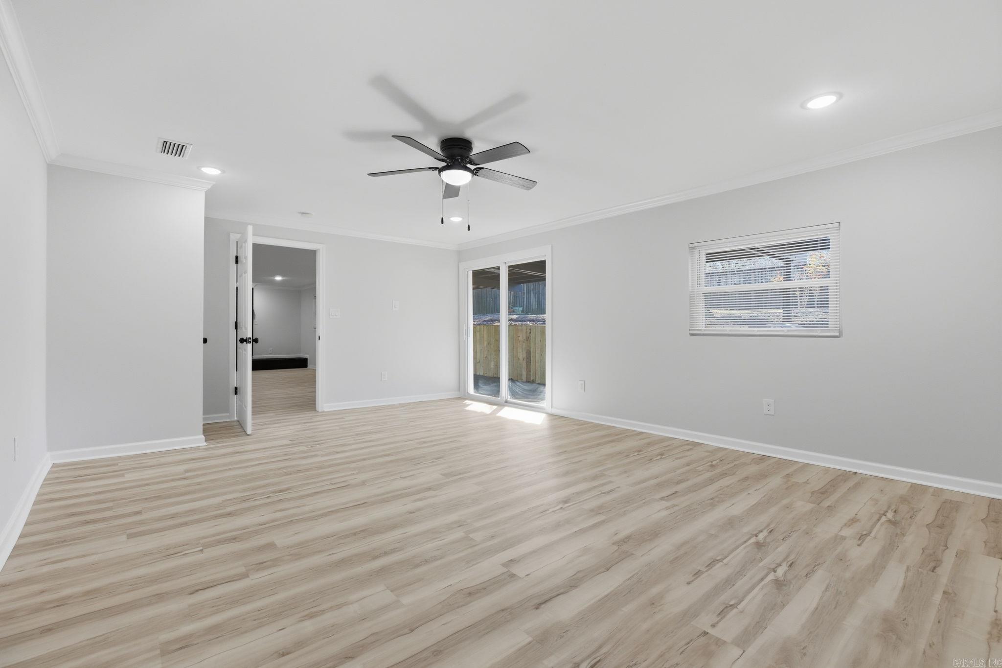 INDIAN HILLS - Residential