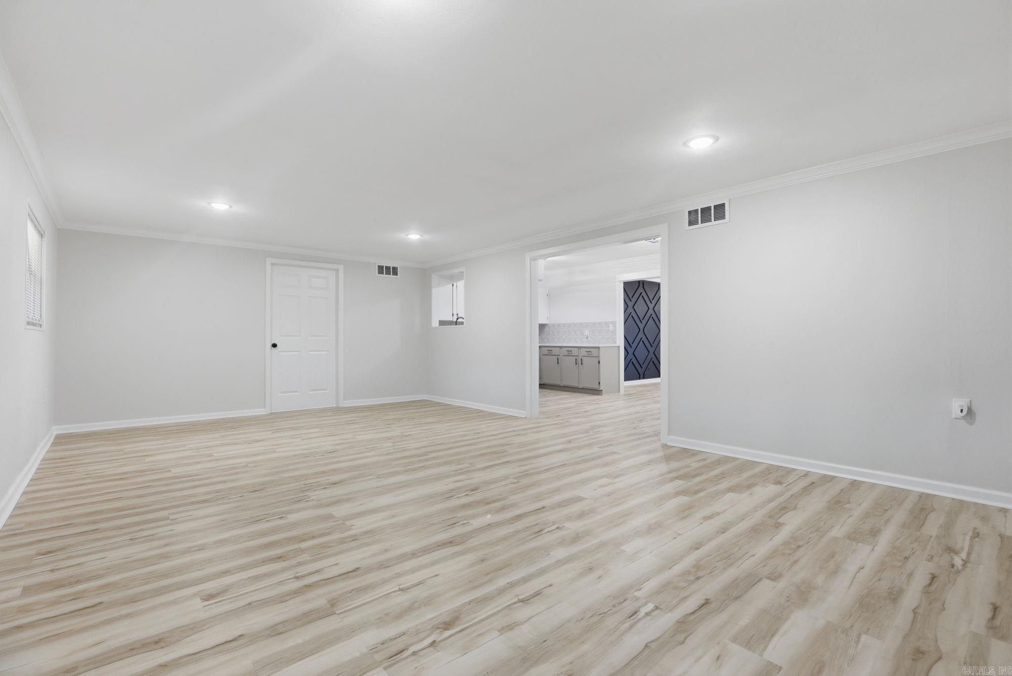 INDIAN HILLS - Residential