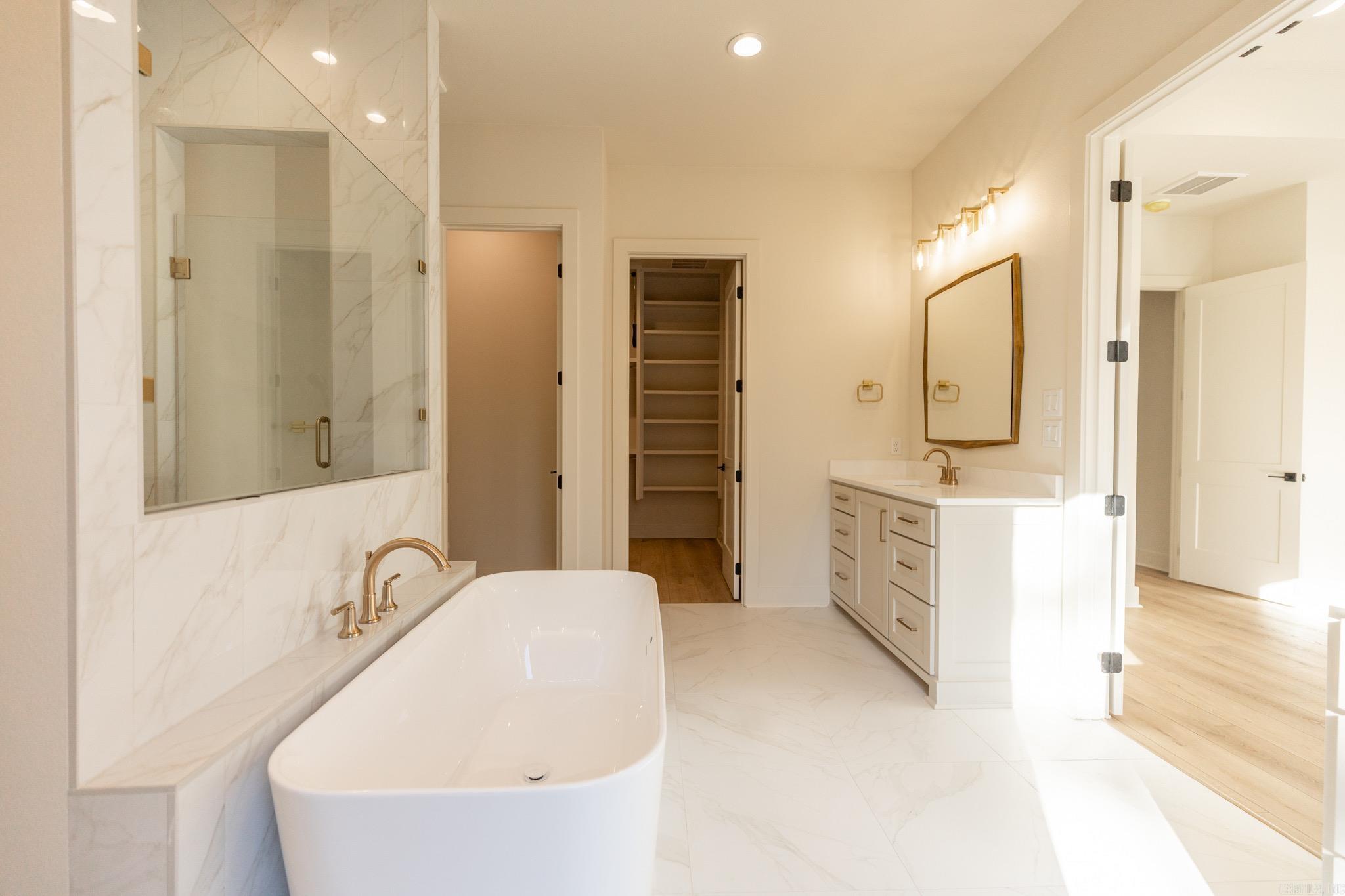 WATERVIEW ESTATES - Residential