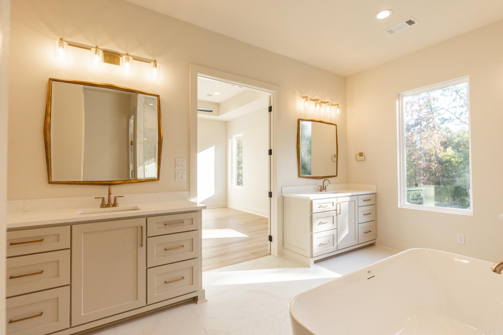 WATERVIEW ESTATES - Residential