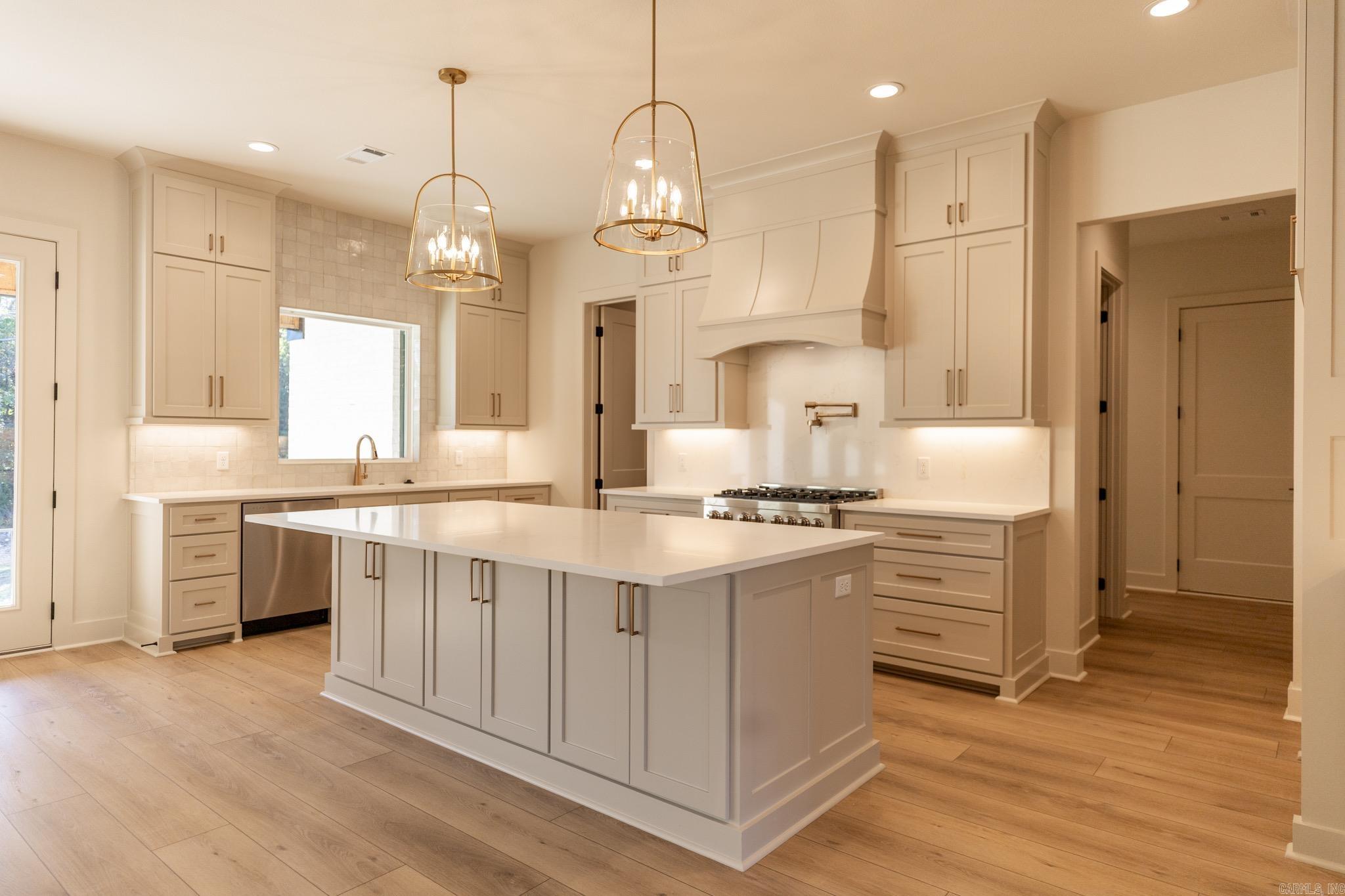 WATERVIEW ESTATES - Residential