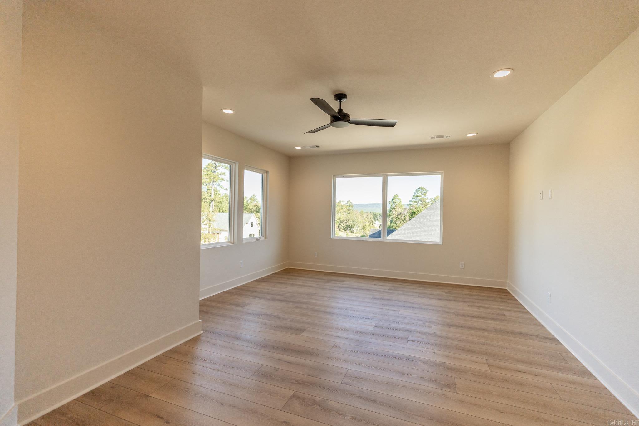 WATERVIEW ESTATES - Residential