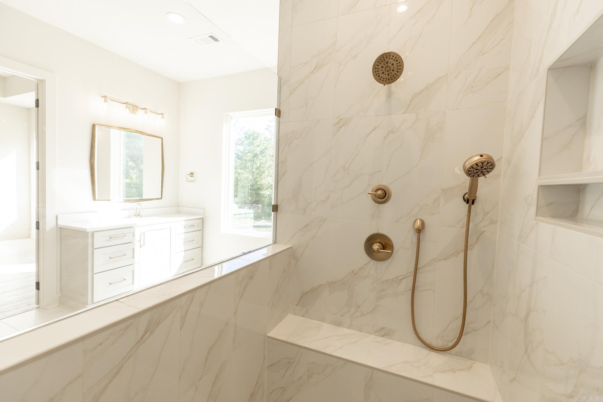 WATERVIEW ESTATES - Residential