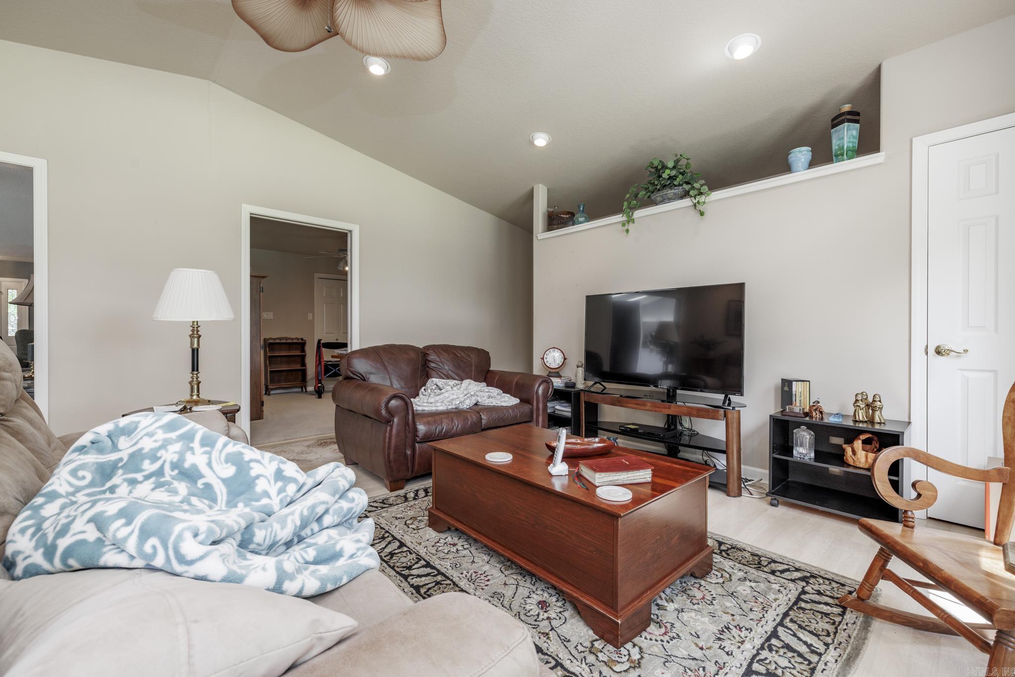 DELGADO - Residential