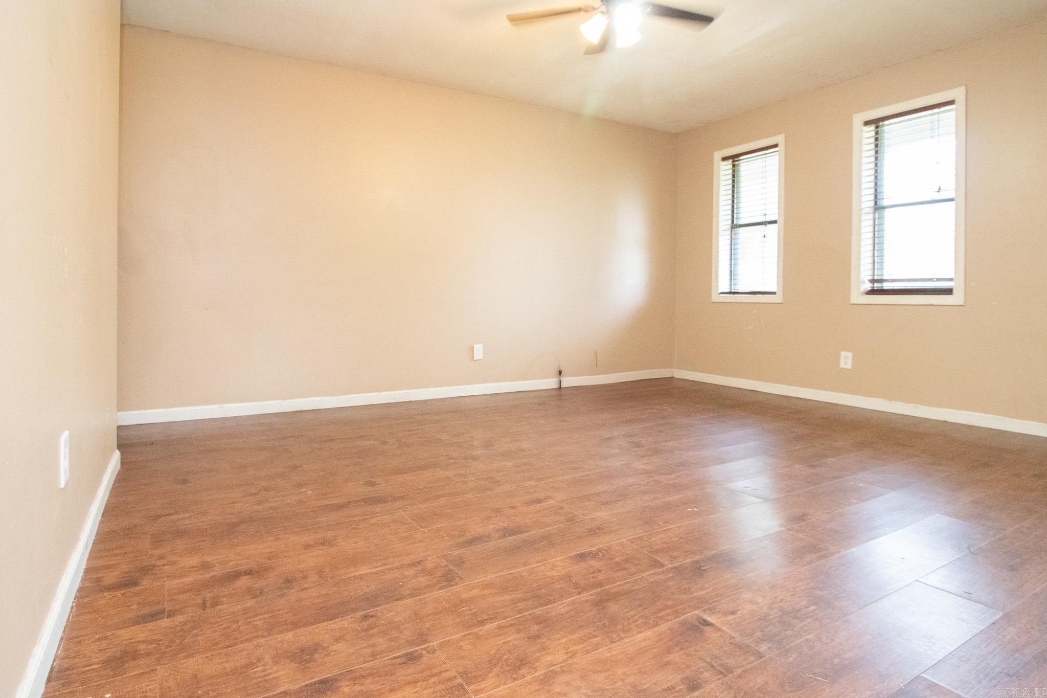 Manor View - Residential