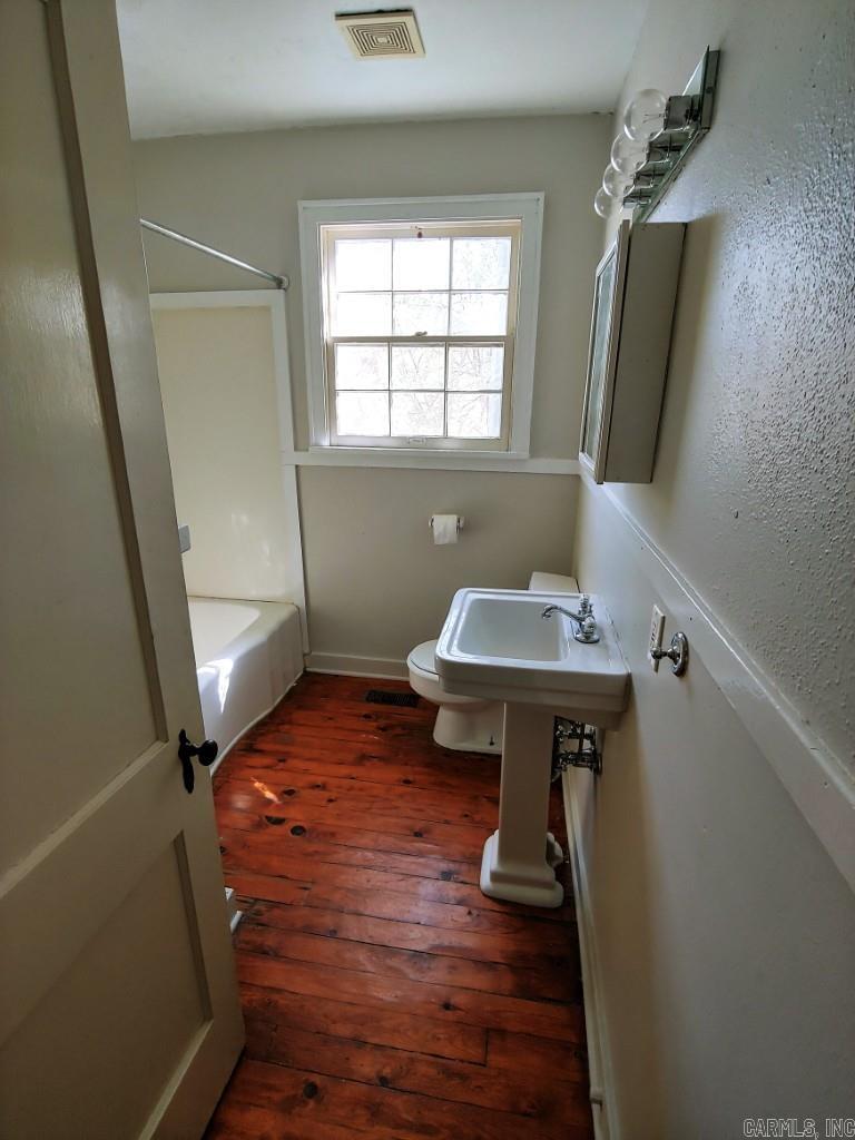 GLENDALE - Residential