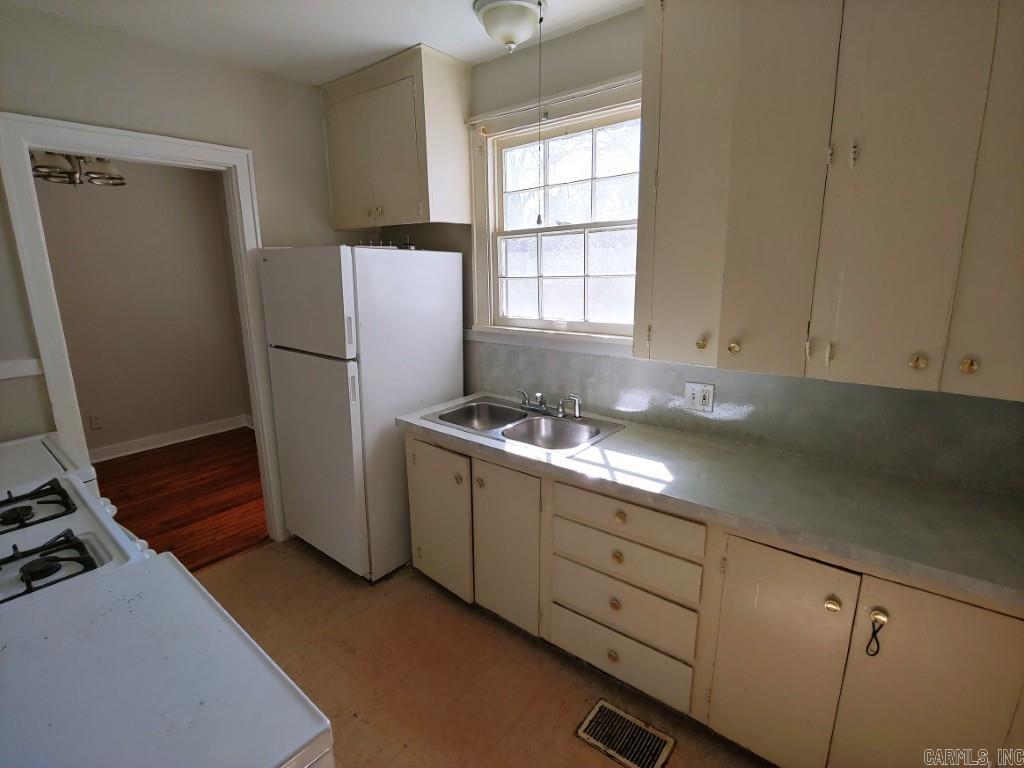 GLENDALE - Residential