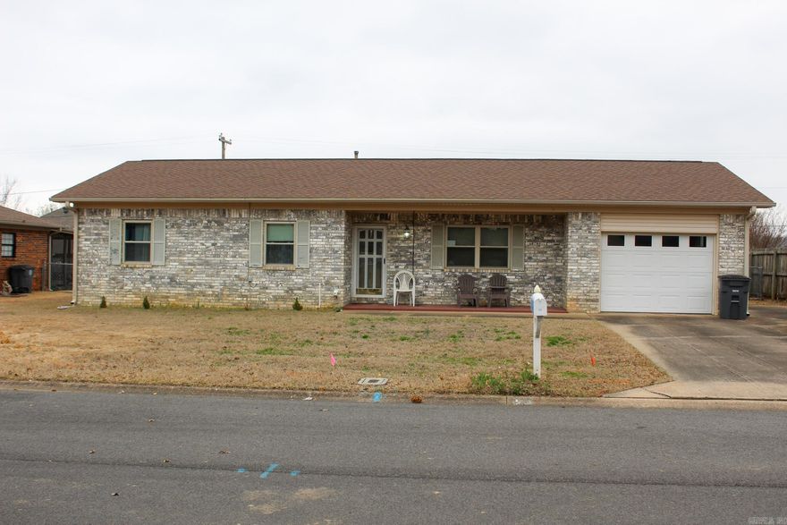 If you're in the market for a fixer-upper or an investment property, this home in Searcy might be the perfect find. Nestled in a desirable neighborhood, it offers convenience with its proximity to local businesses, restaurants, and shopping. While the home may be dated, it provides a fantastic canvas for anyone eager to redesign a space to fit their needs and personal style. Whether you're an experienced flipper or a first-time homebuyer with a passion for DIY projects, this house presents an opportunity to create a dream home from the ground up. One of the standout features of this property is the 720 sqft shop located in the backyard. Equipped with electricity and a garage roll-up door, this space is perfect for a variety of uses. Whether you envision a workspace for hobbies, or a storage area for tools, the possibilities are endless. The potential of this home is truly limitless. With the right vision and a touch of creativity, you can transform this property into a highly sought-after residence or a lucrative investment. Why wait? Let's explore this opportunity today and see how you can bring your vision to life in Searcy! Agents, see remarks.