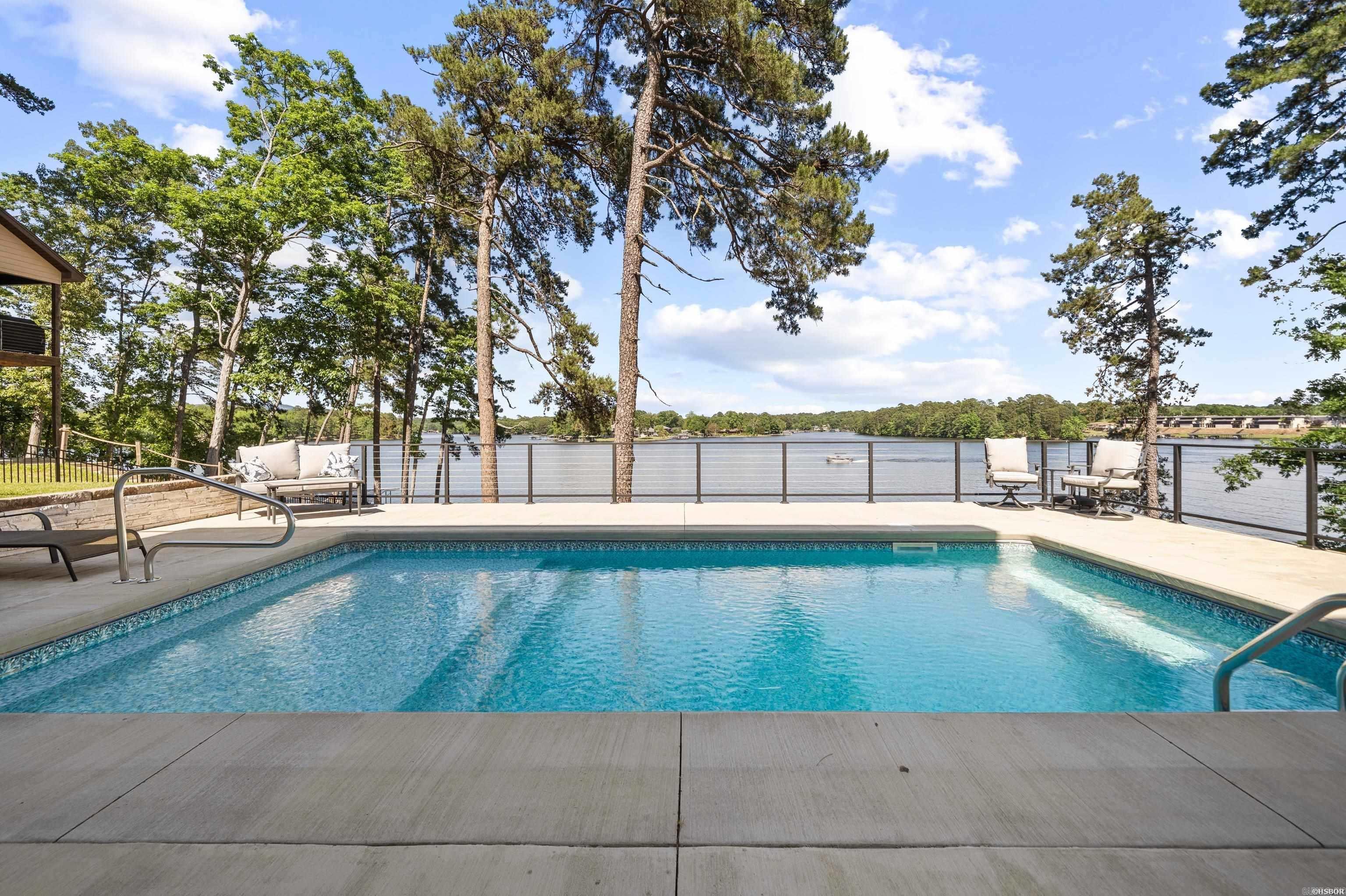 Lake View - Residential