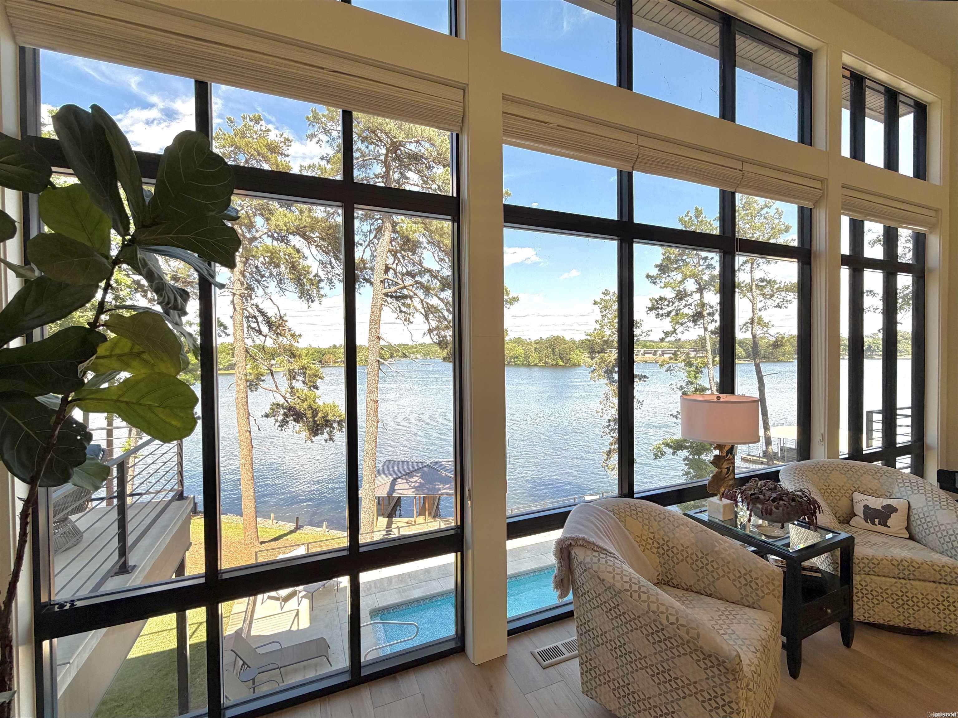 Lake View - Residential