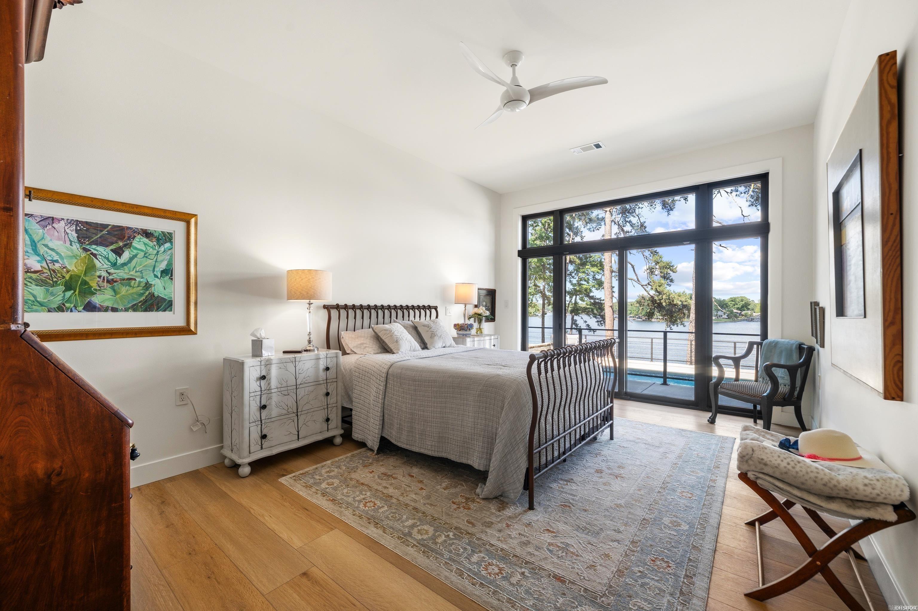 Lake View - Residential