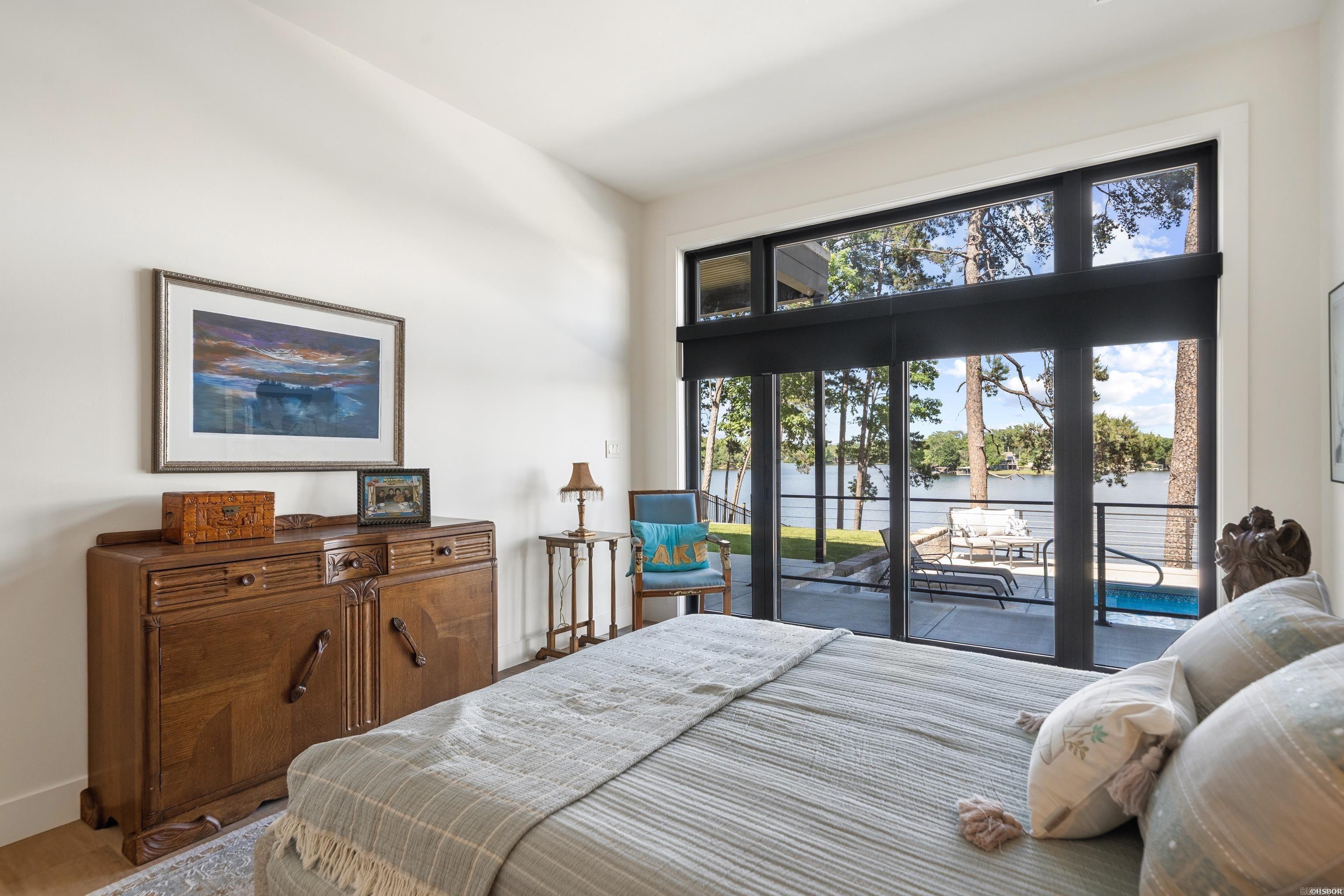 Lake View - Residential