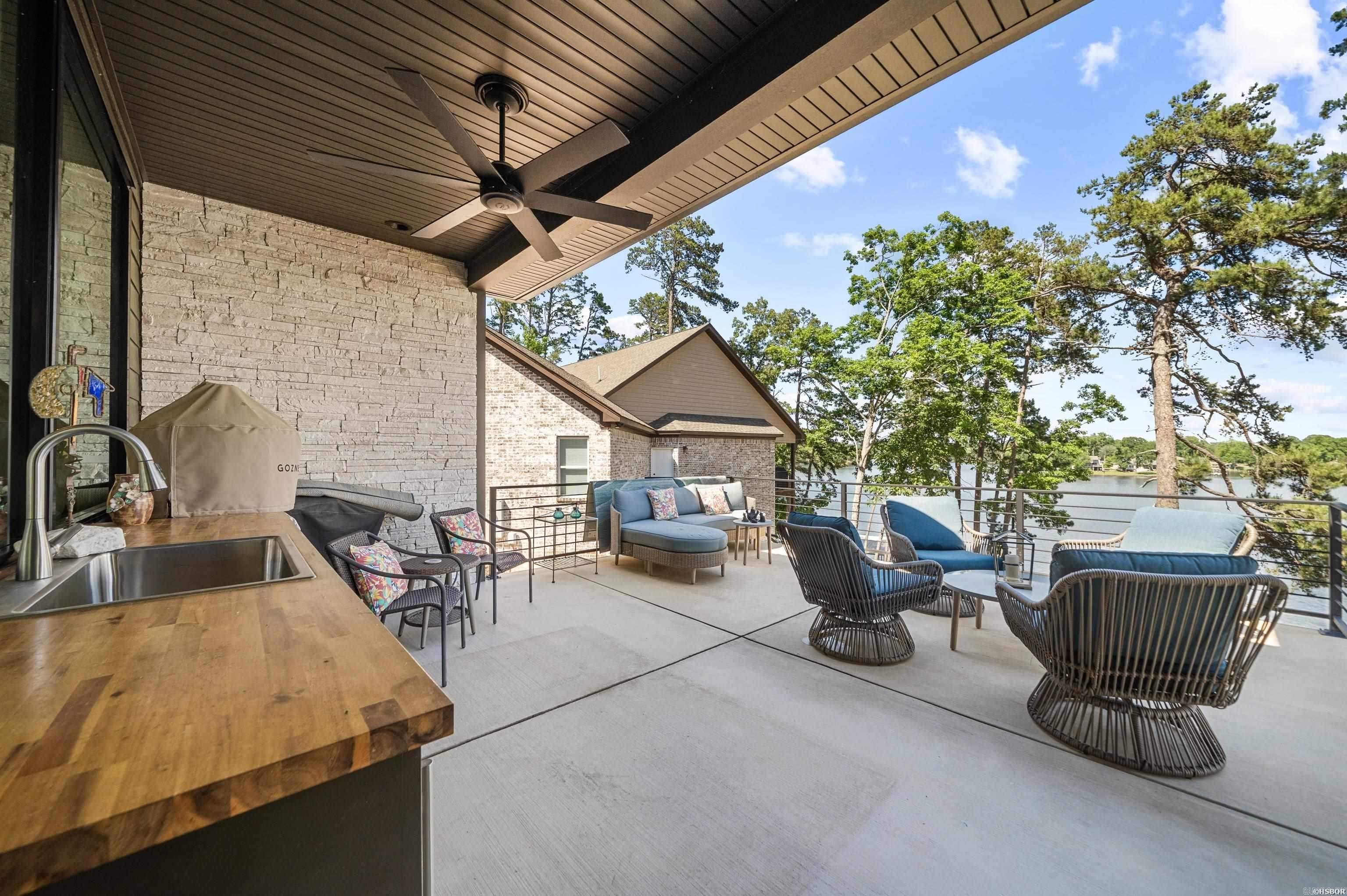 Lake View - Residential
