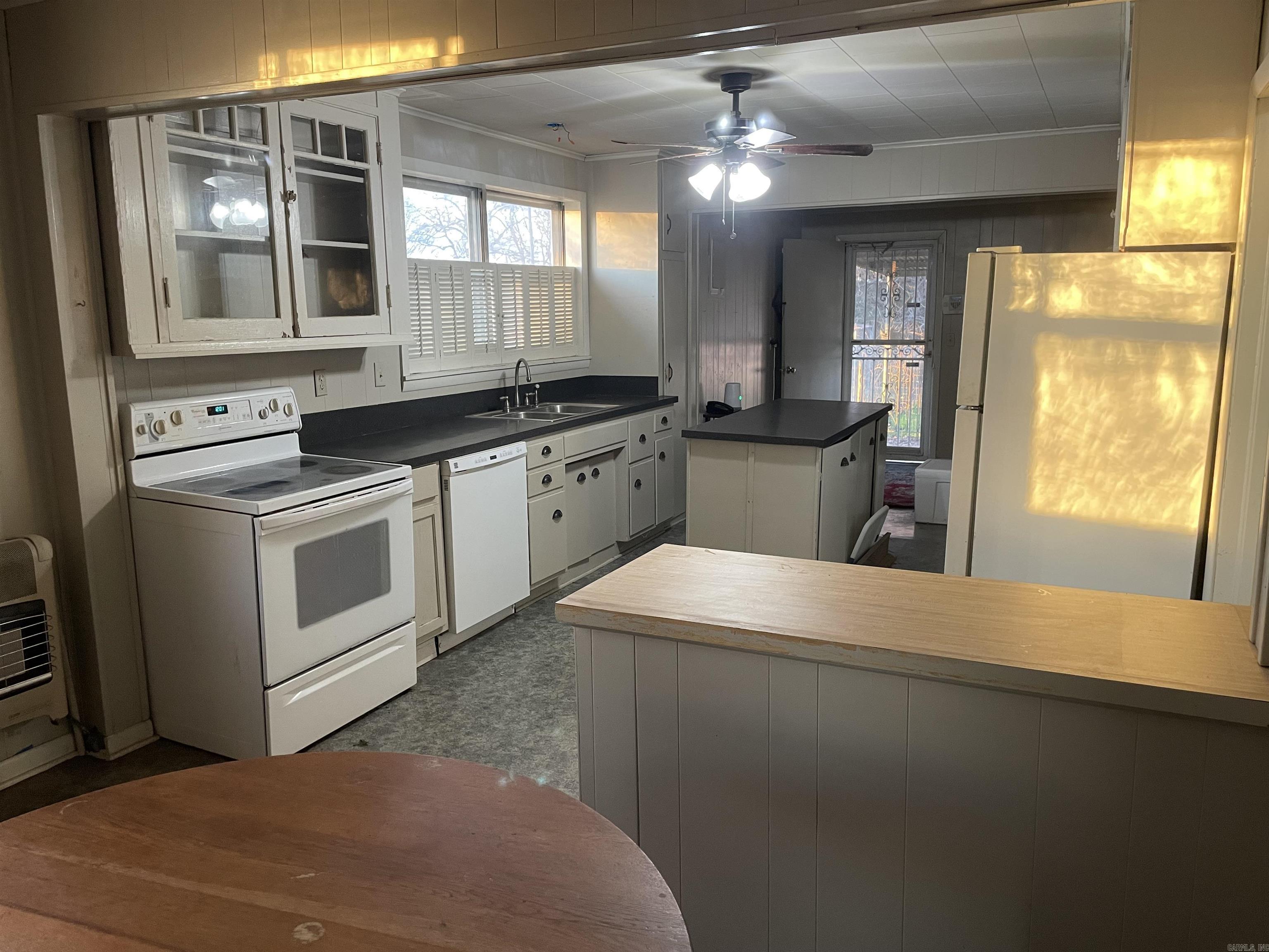 Holly Grove - Residential