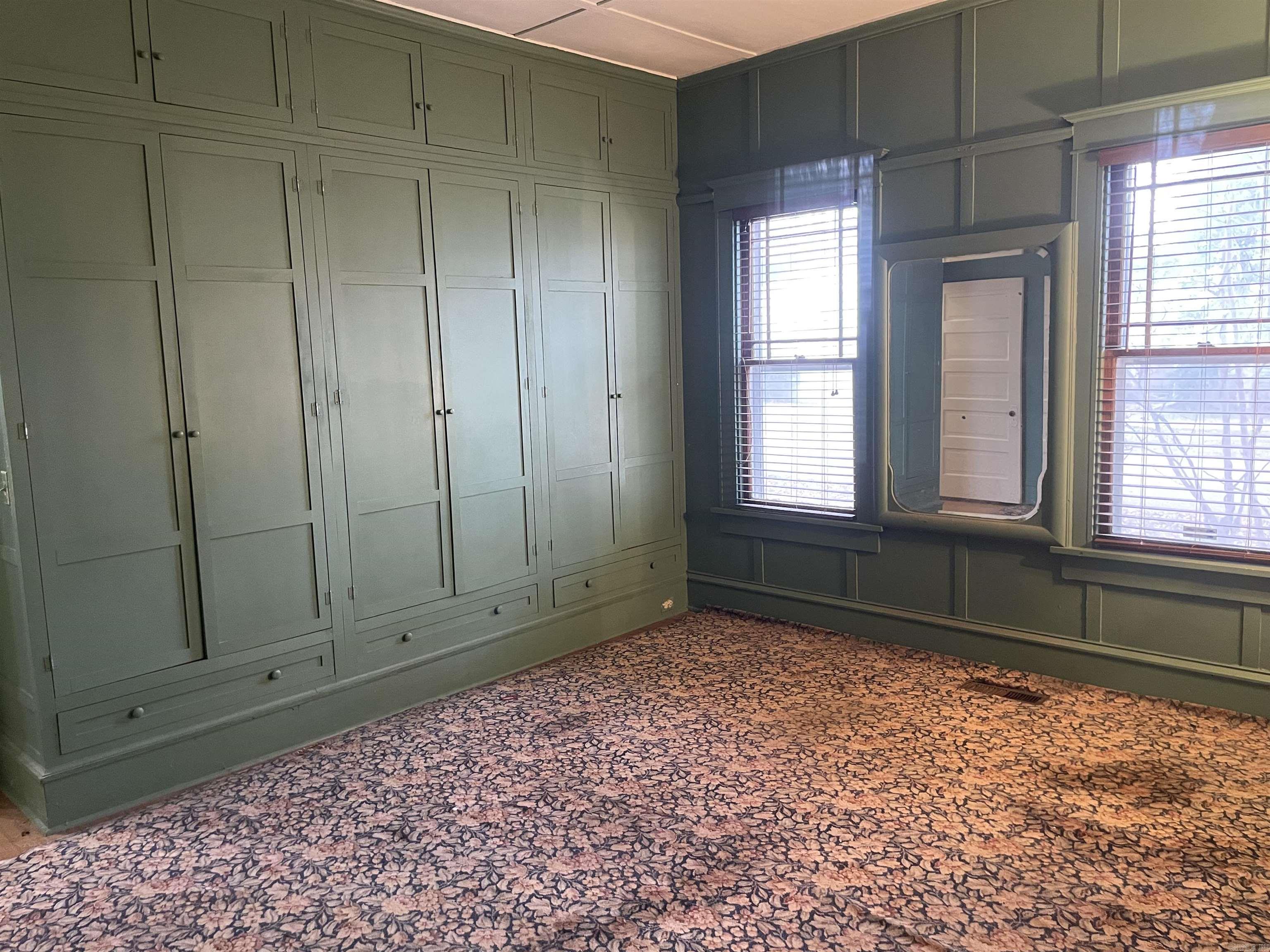 Holly Grove - Residential