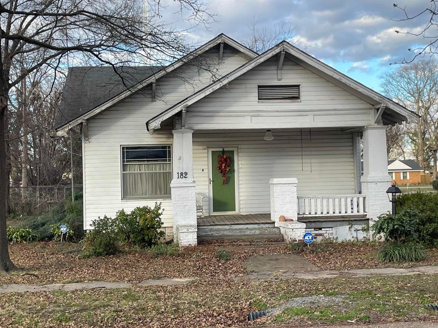 This 1932 Craftsman Bungalow style home exudes timeless elegance and modern comforts.  This inviting home features three spacious bedrooms and two and a half baths, thoughtfully designed to meet the needs of today's discerning buyers.   Enjoy the details of Craftsman style, including exposed beams, built in bookshelves, and stunning woodwork that add character and warmth. The open-concept living room welcomes you with abundant natural light, perfect for gatherings or quiet evenings at home. This home is located in the heart of some of the finest outdoor recreation Arkansas has to offer.  The White River National Wildlife Refuge, Dagmar Wildlife Management Area, Cache River Wildlife Refuge, the White River, East Lake, are all in close proximity to this home.