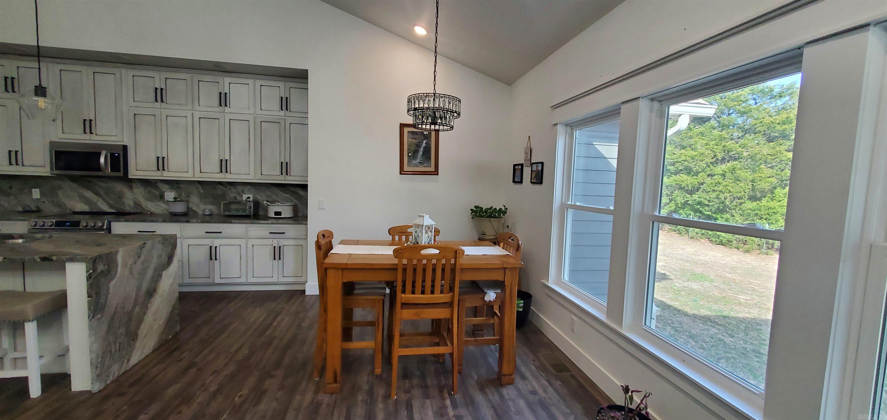 Mountain View - Residential