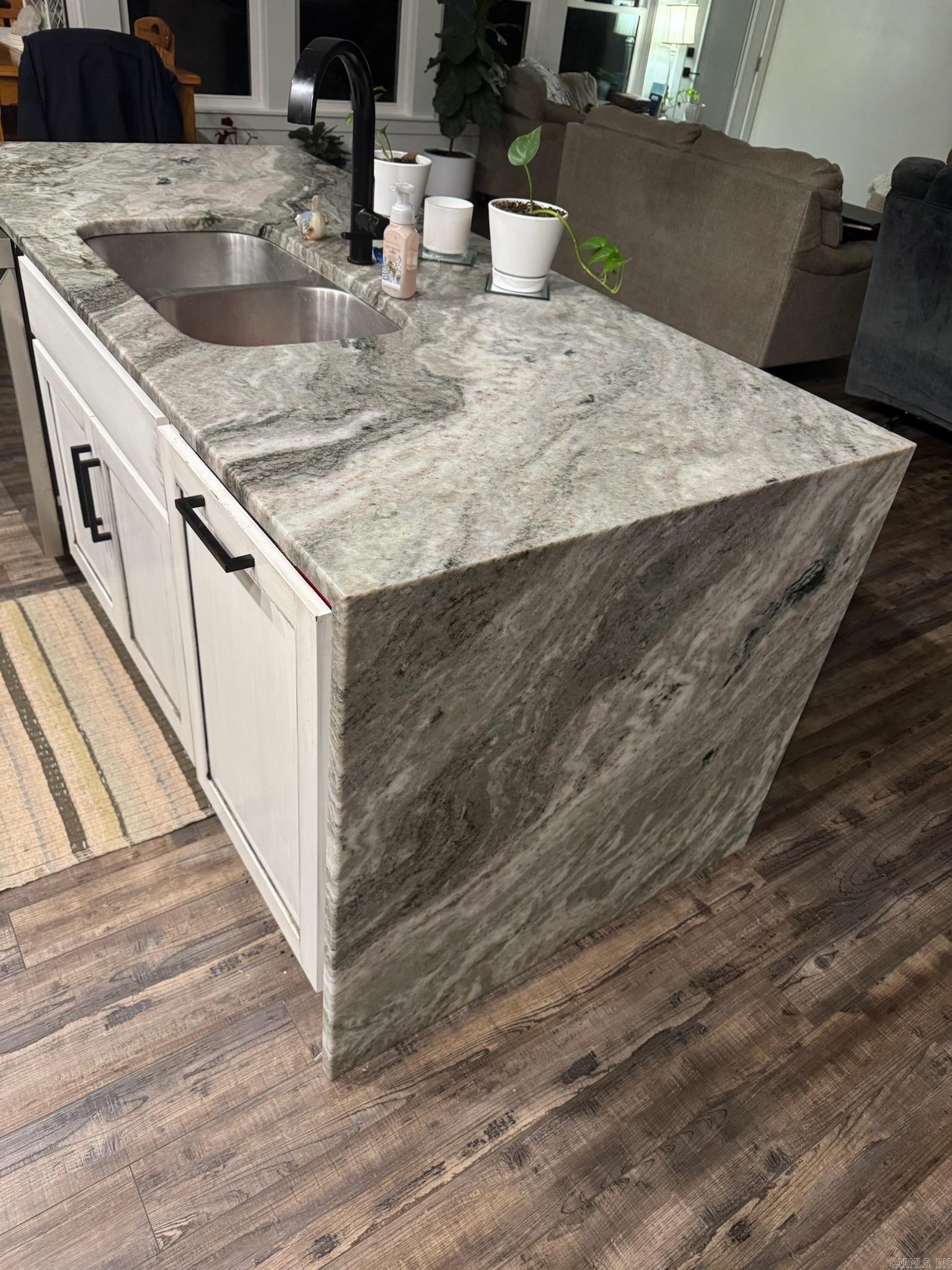 Mountain View - Residential