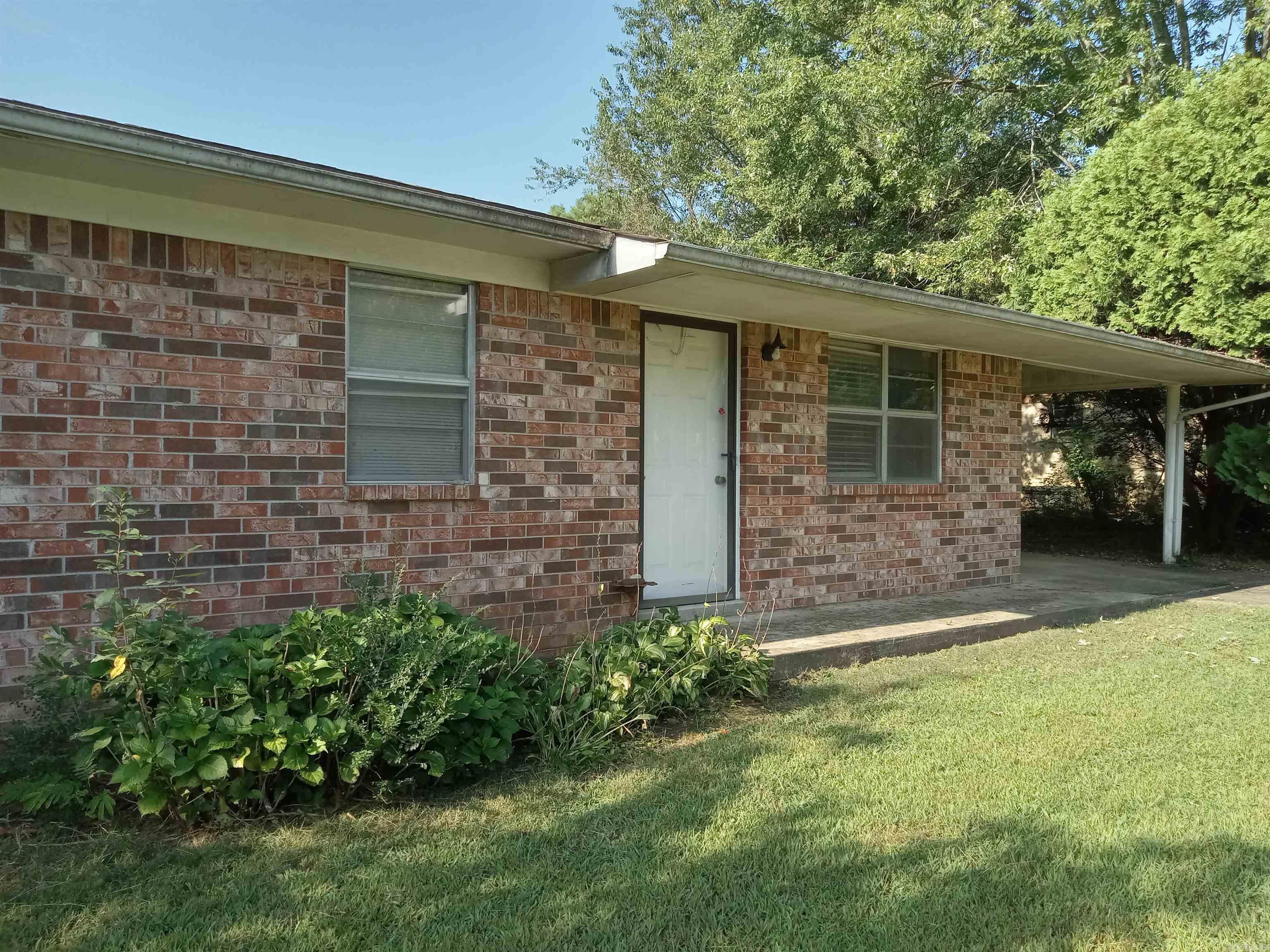 BLAKE MEADOWBROOK ESTATES - Residential