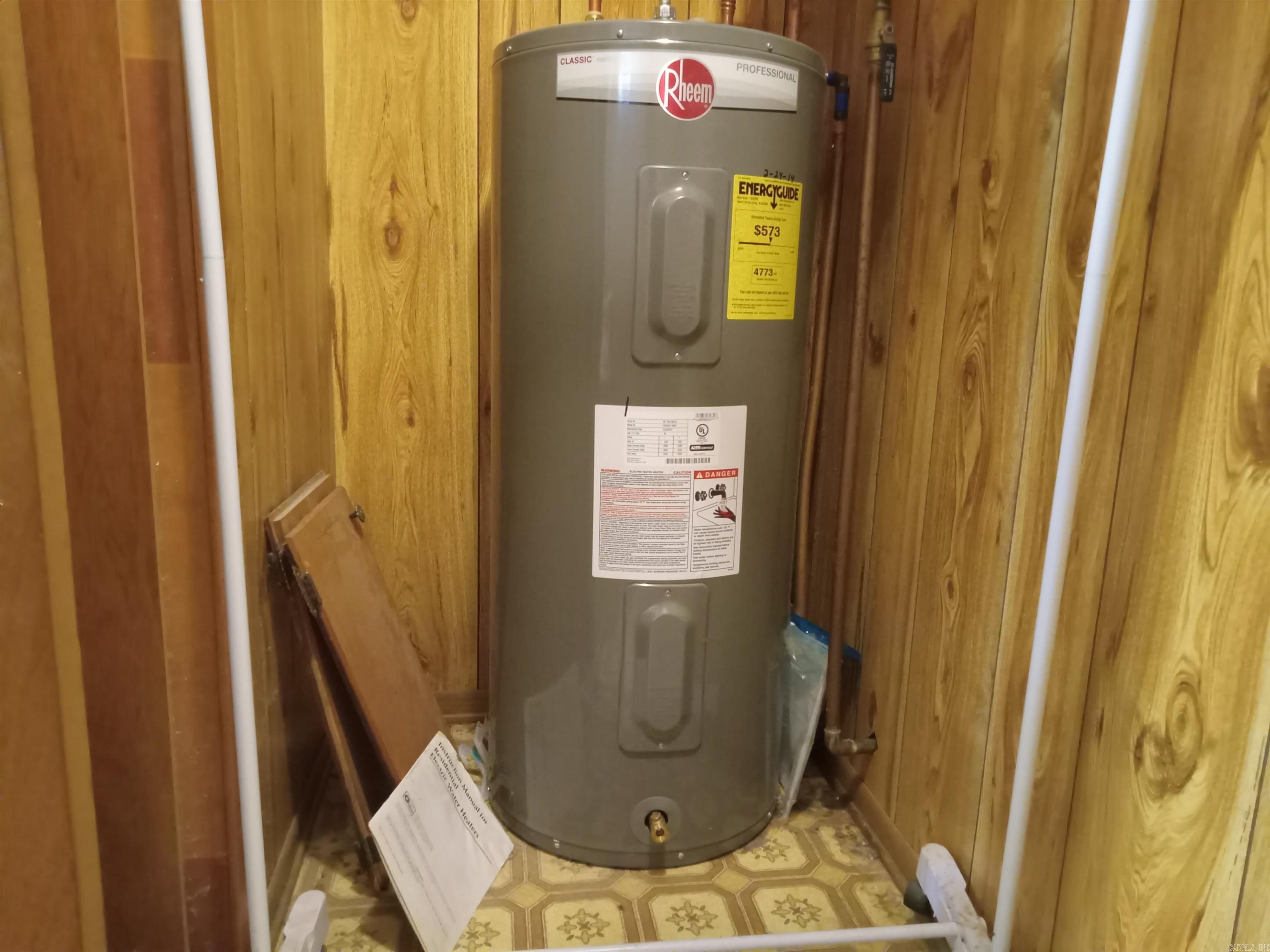 BLAKE MEADOWBROOK ESTATES - Residential